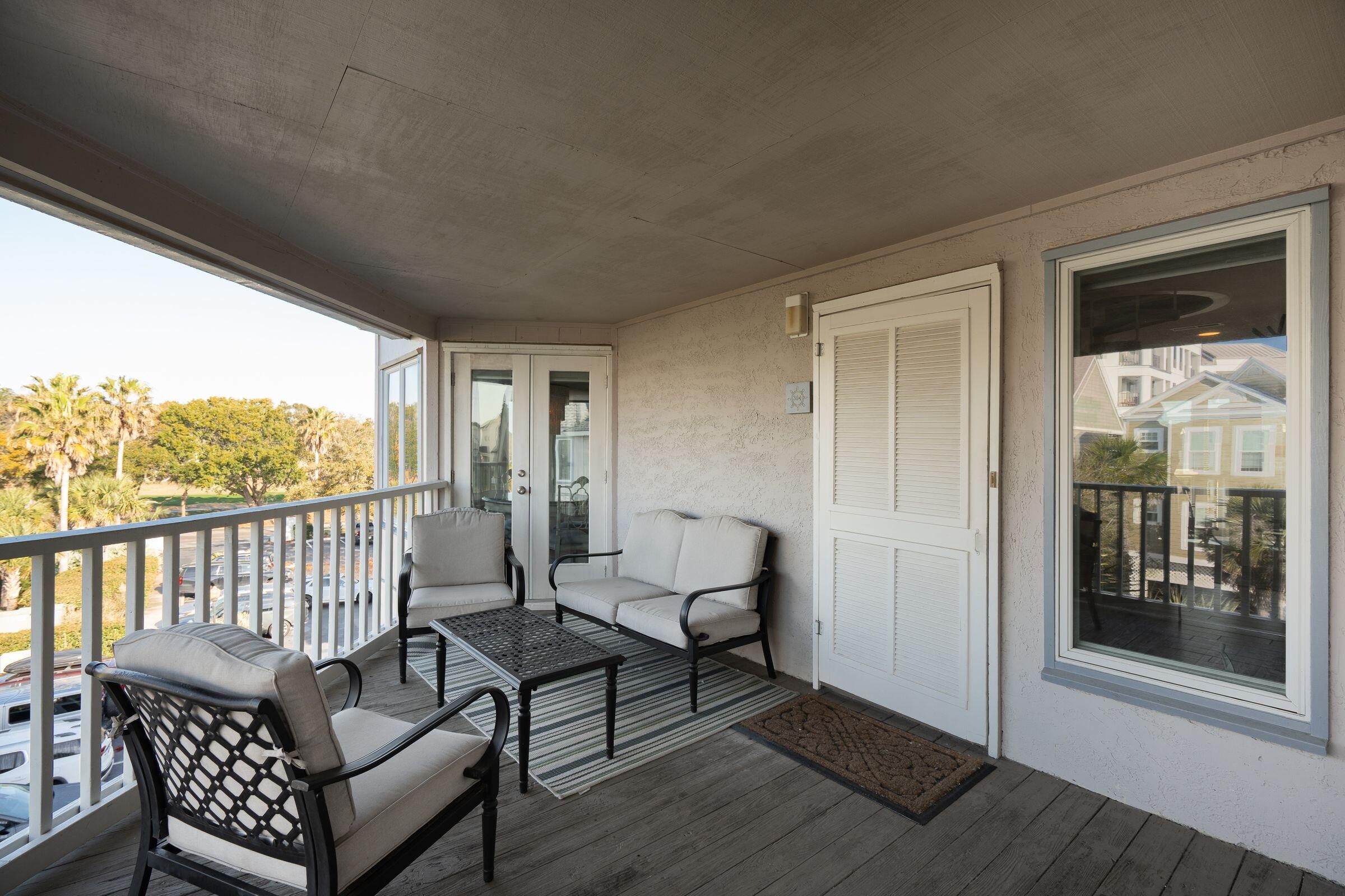 8500 Palmetto Drive # 304 Unit: I 304