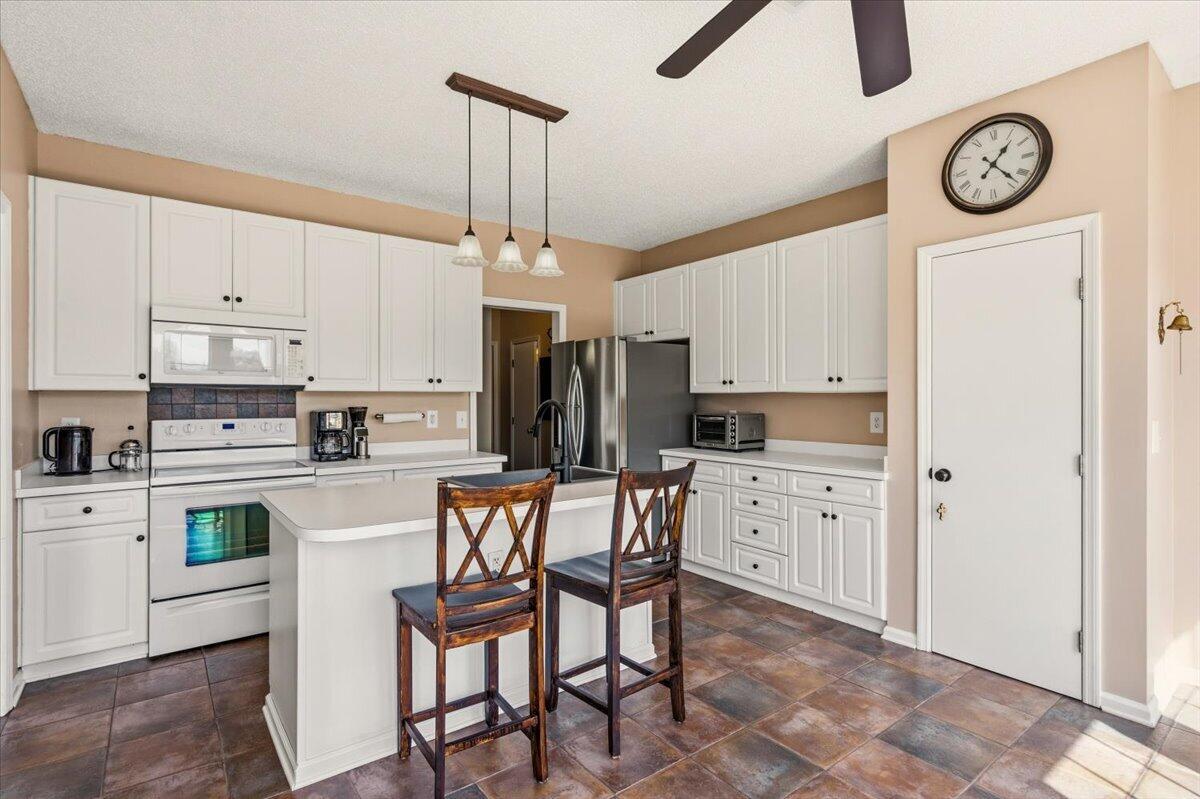 1732 Crystal Lake Drive