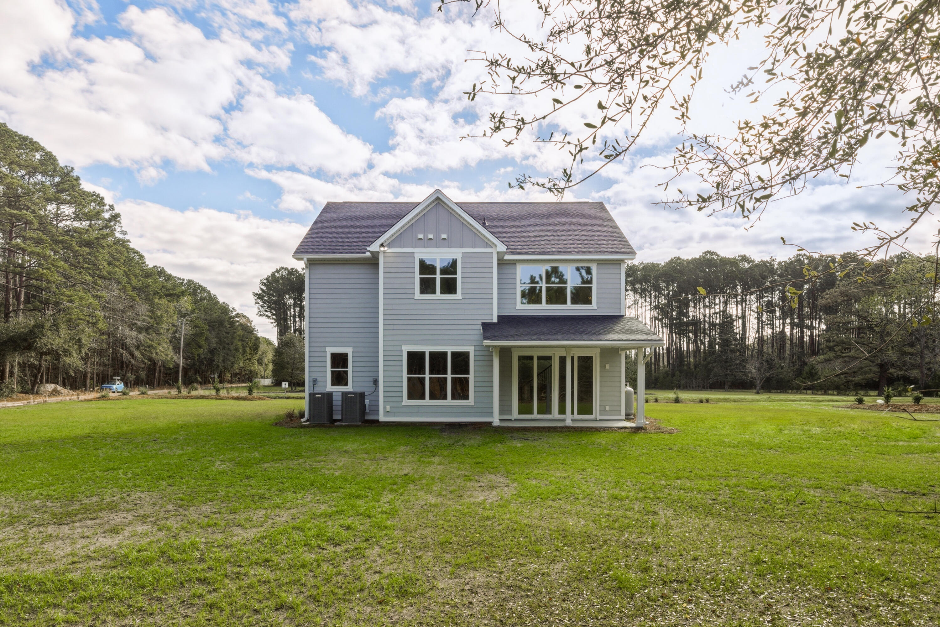 2000 Bahama Drive