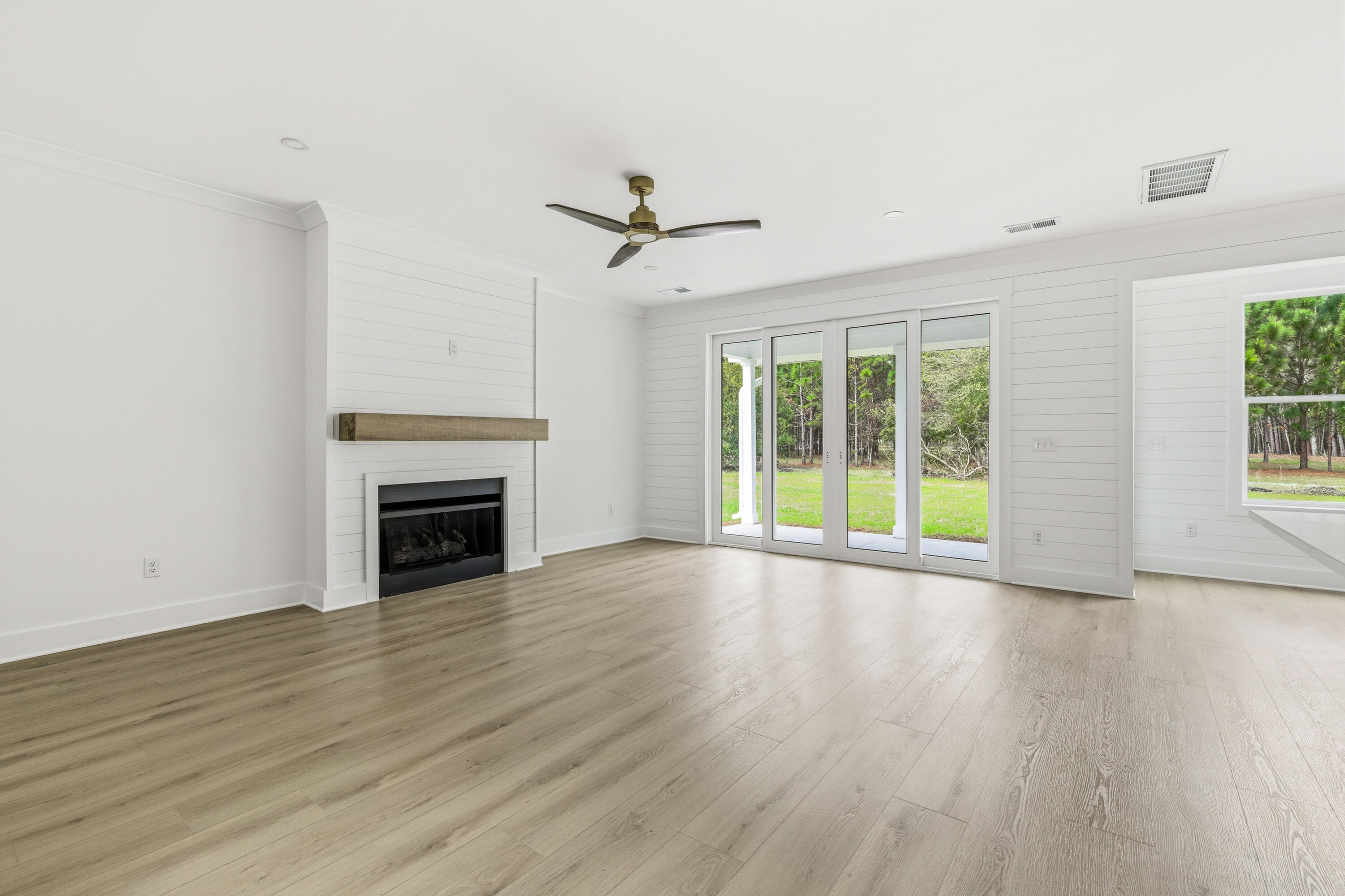 2000 Bahama Drive
