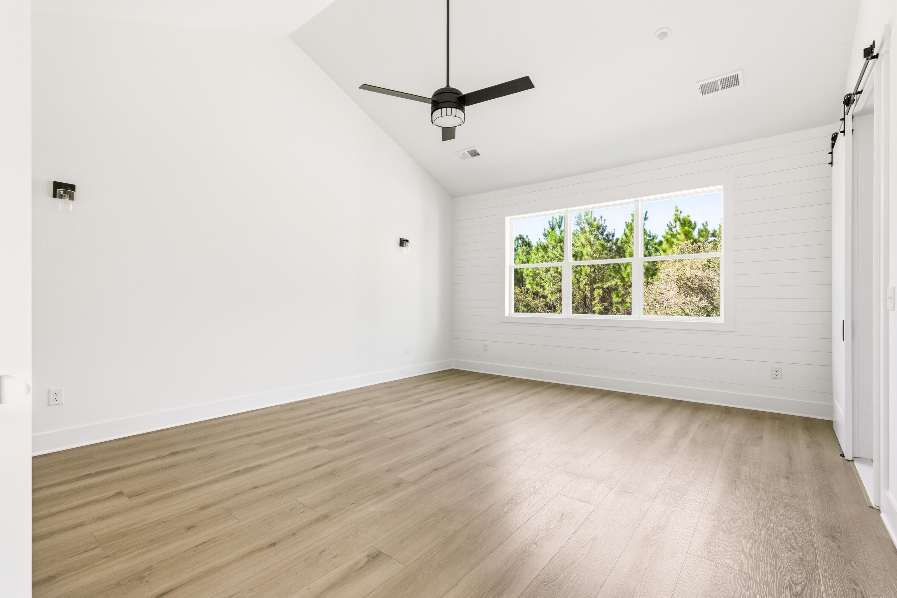 2000 Bahama Drive