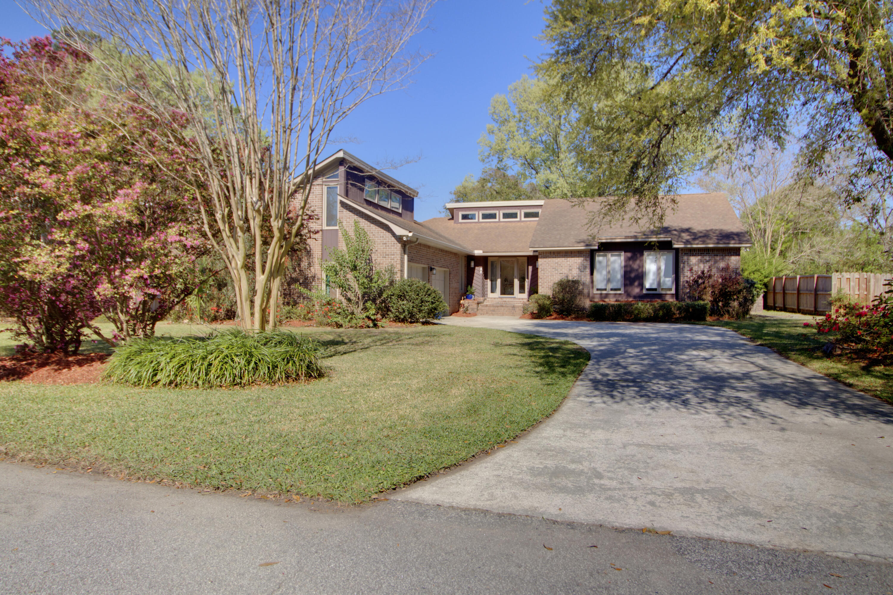 18 Lavington Road