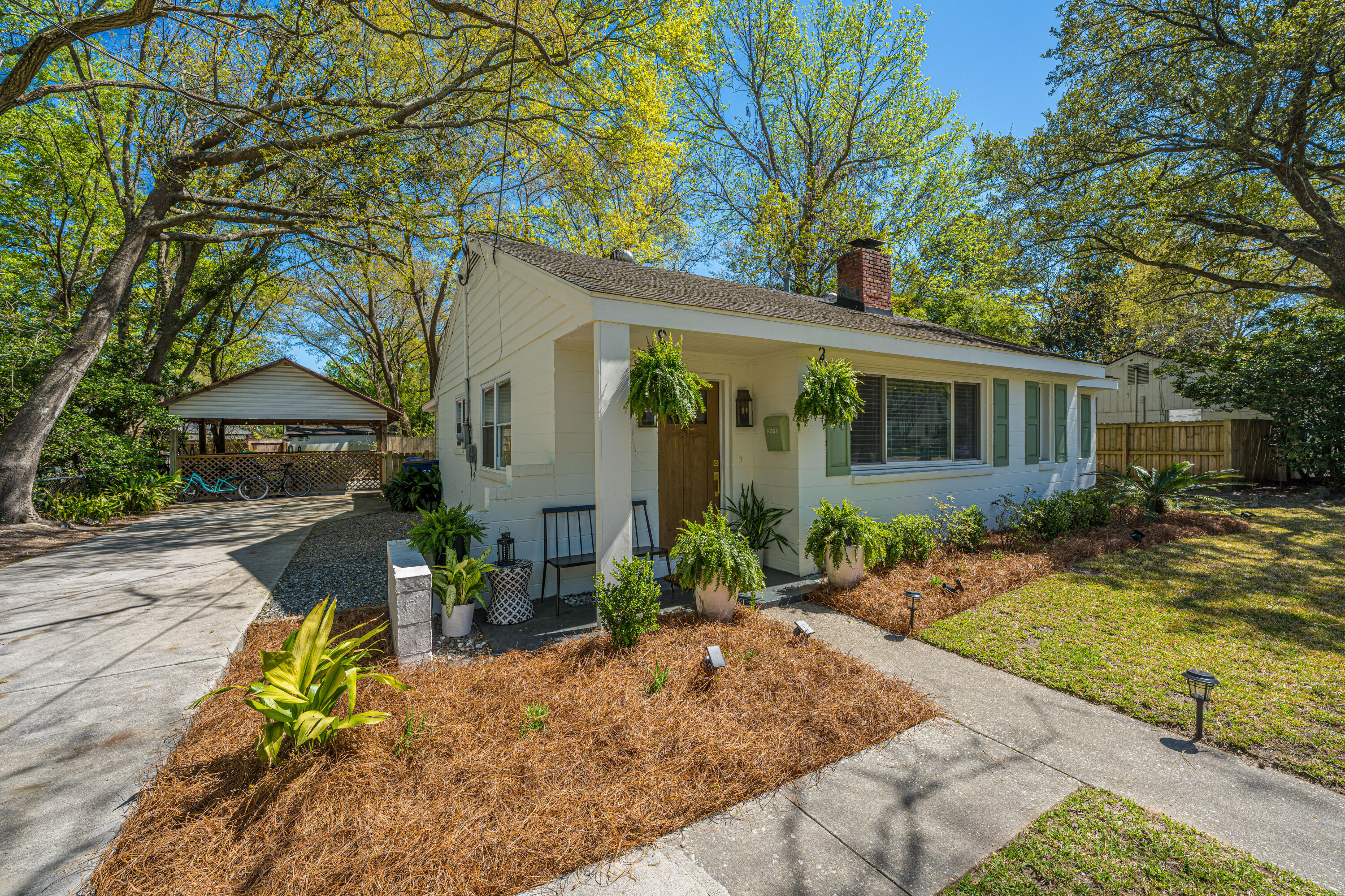 6 Stratford Road