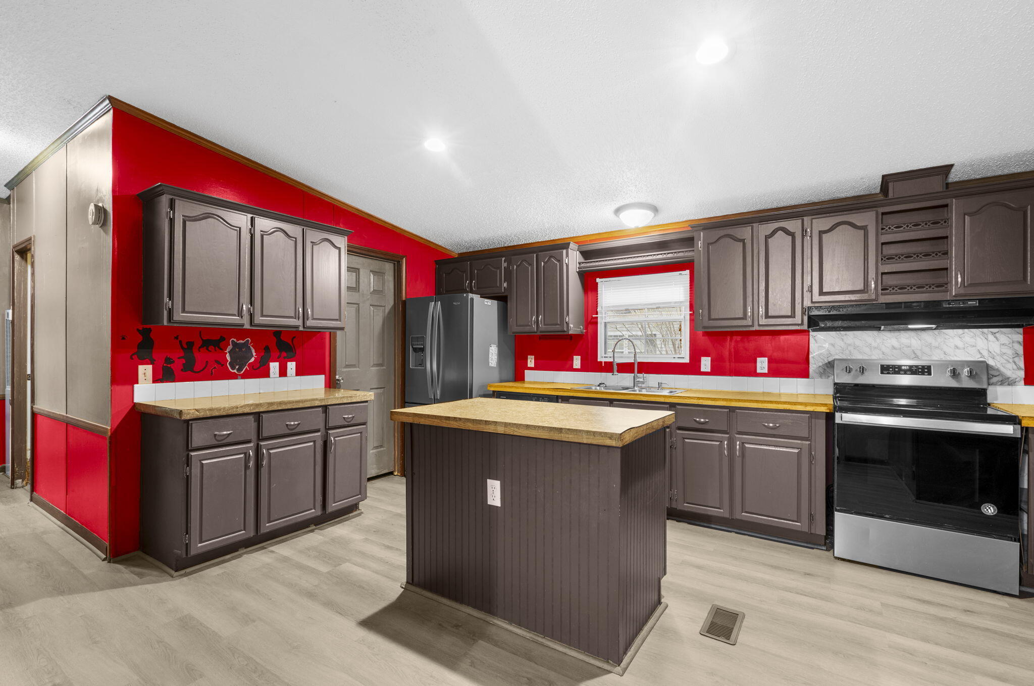 204 Dunmeyer Hill Road