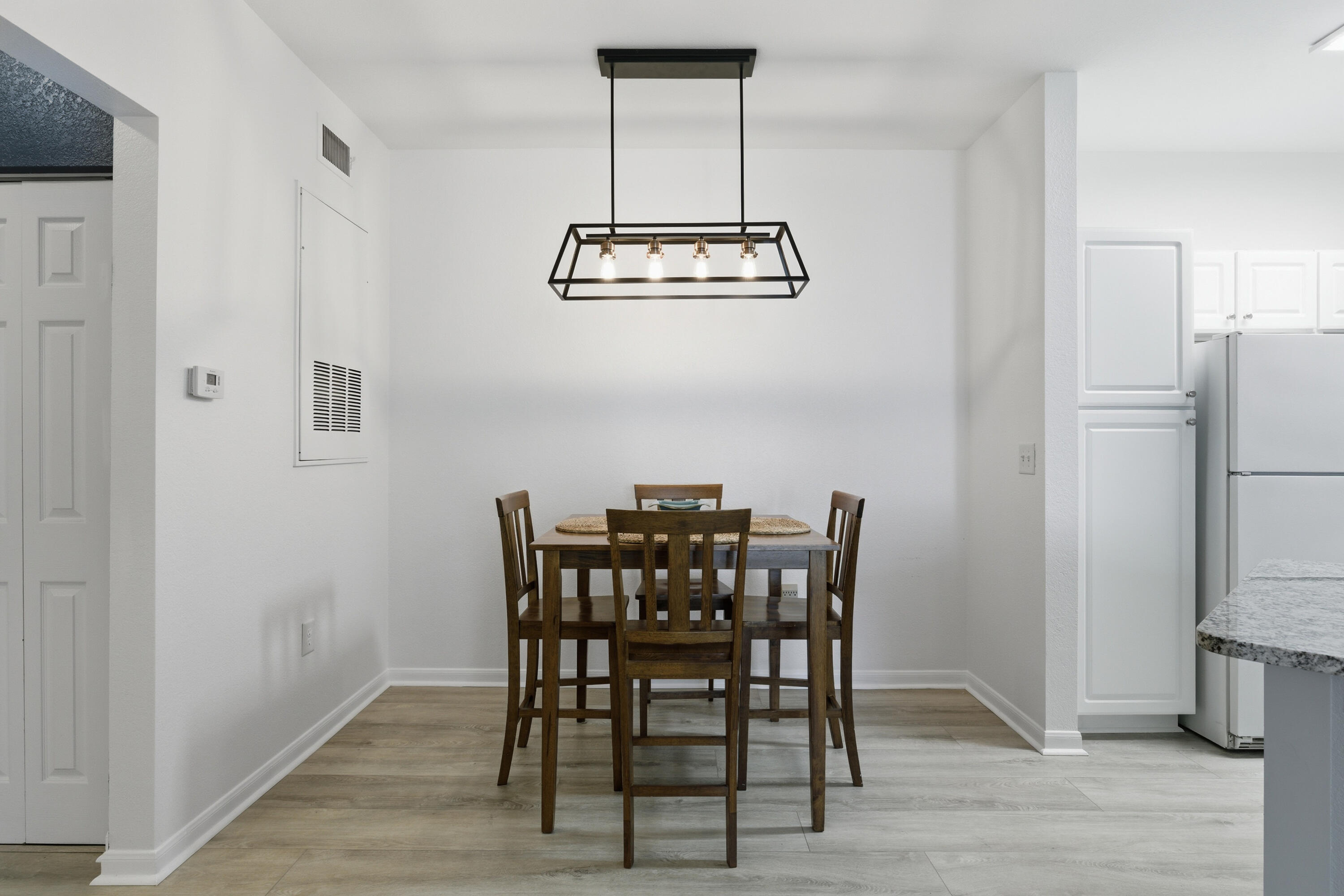 60 Fenwick Hall Allee Alley Apt 537