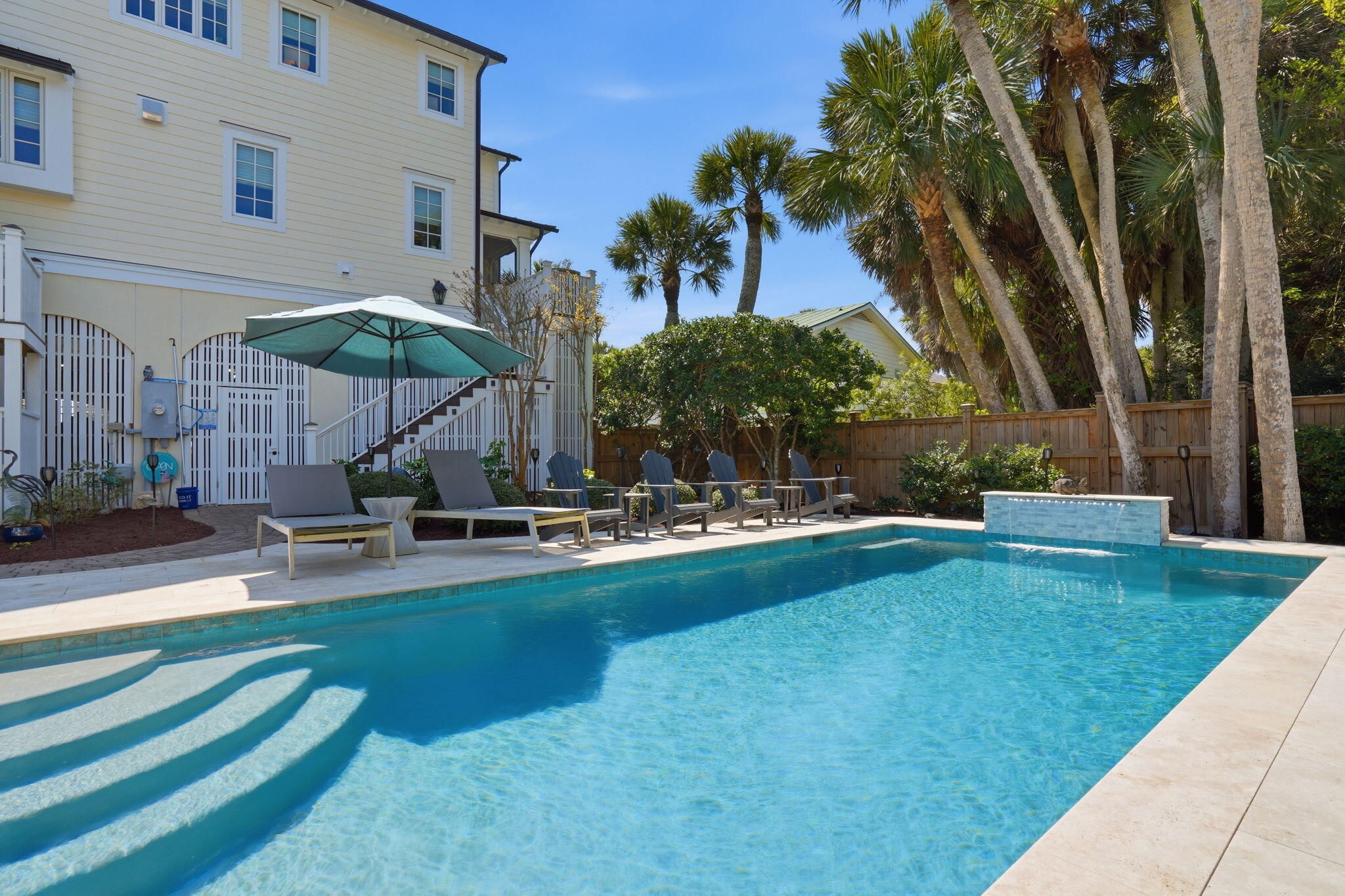 601 Palmetto Boulevard