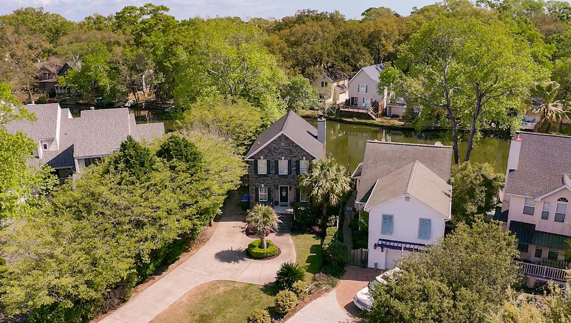 812 Harbor Place Drive