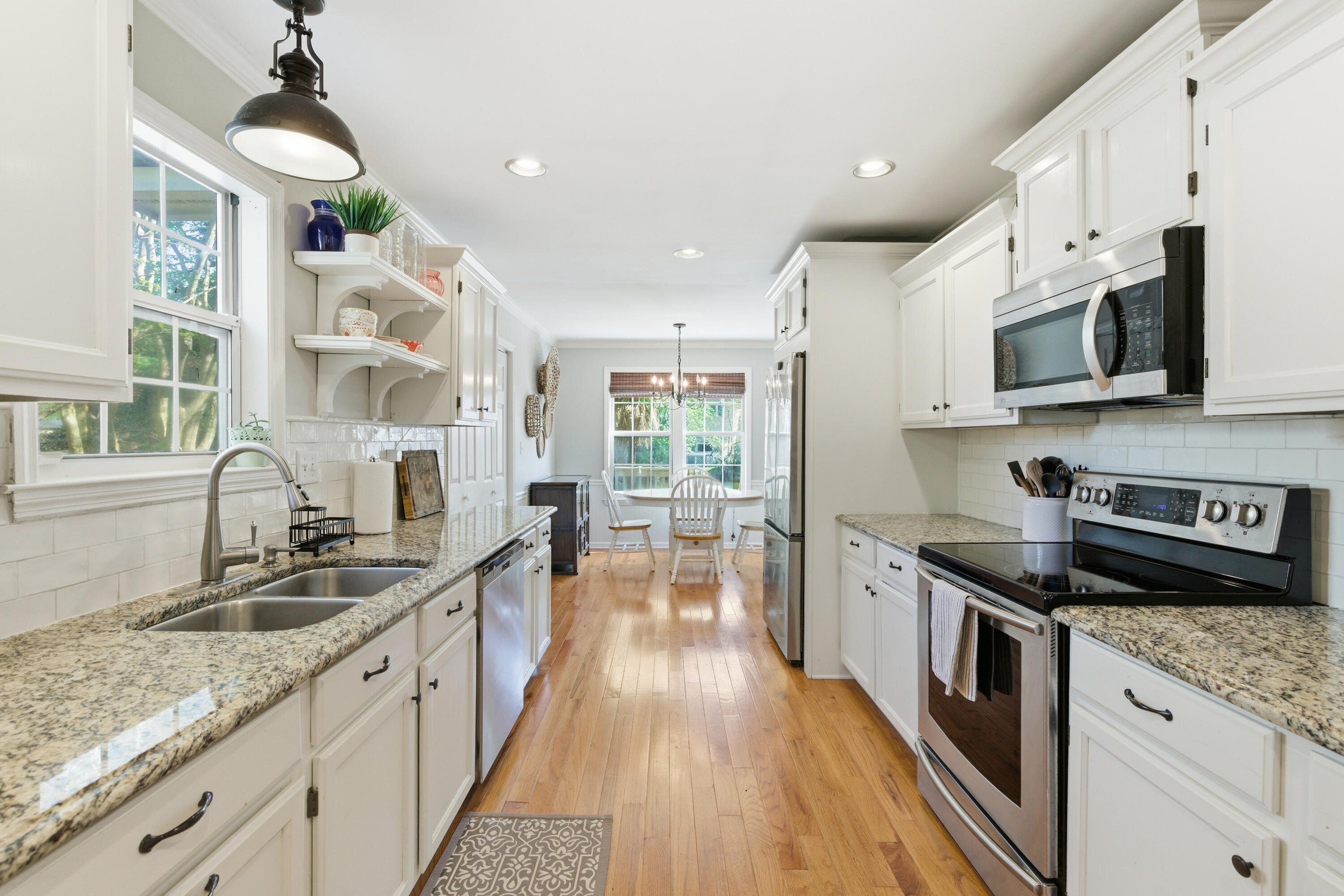 812 Harbor Place Drive