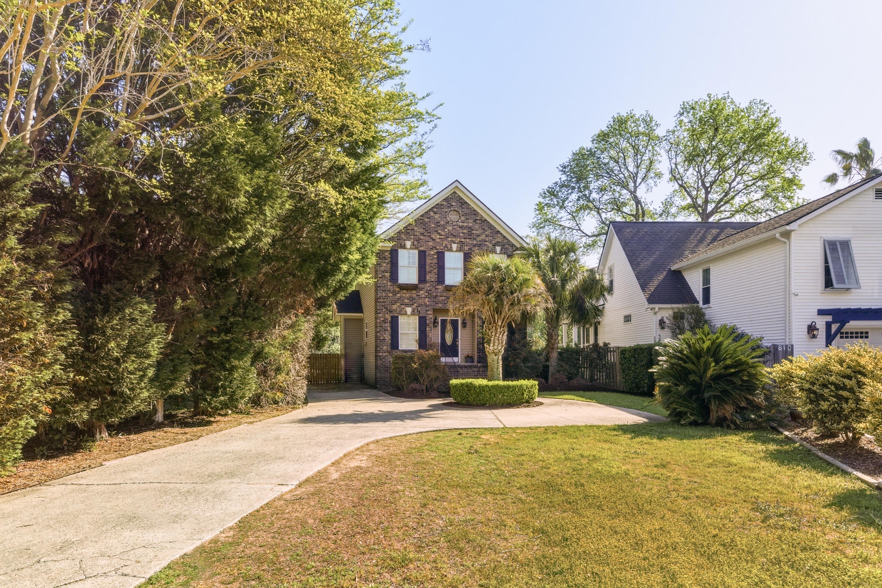 812 Harbor Place Drive