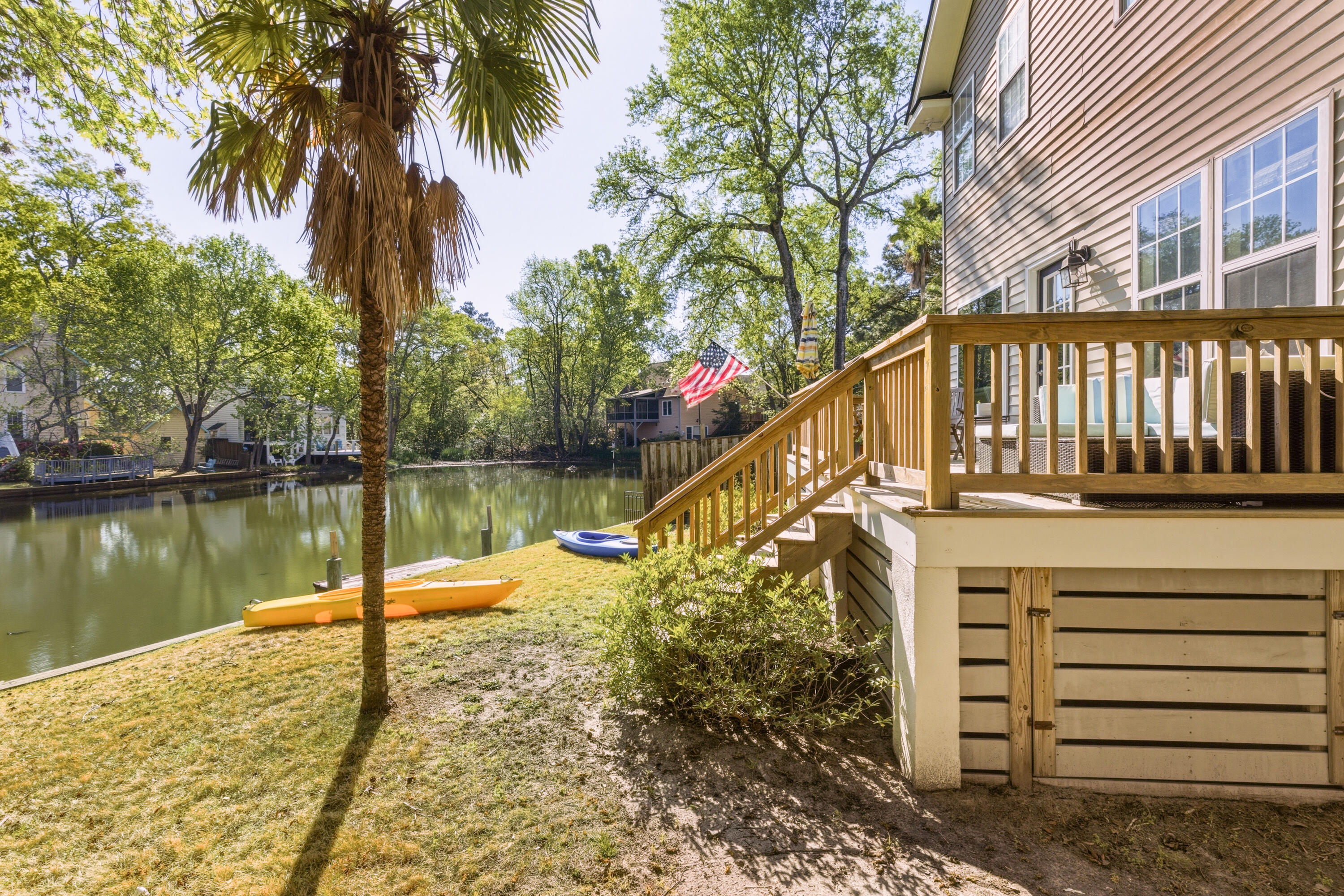 812 Harbor Place Drive