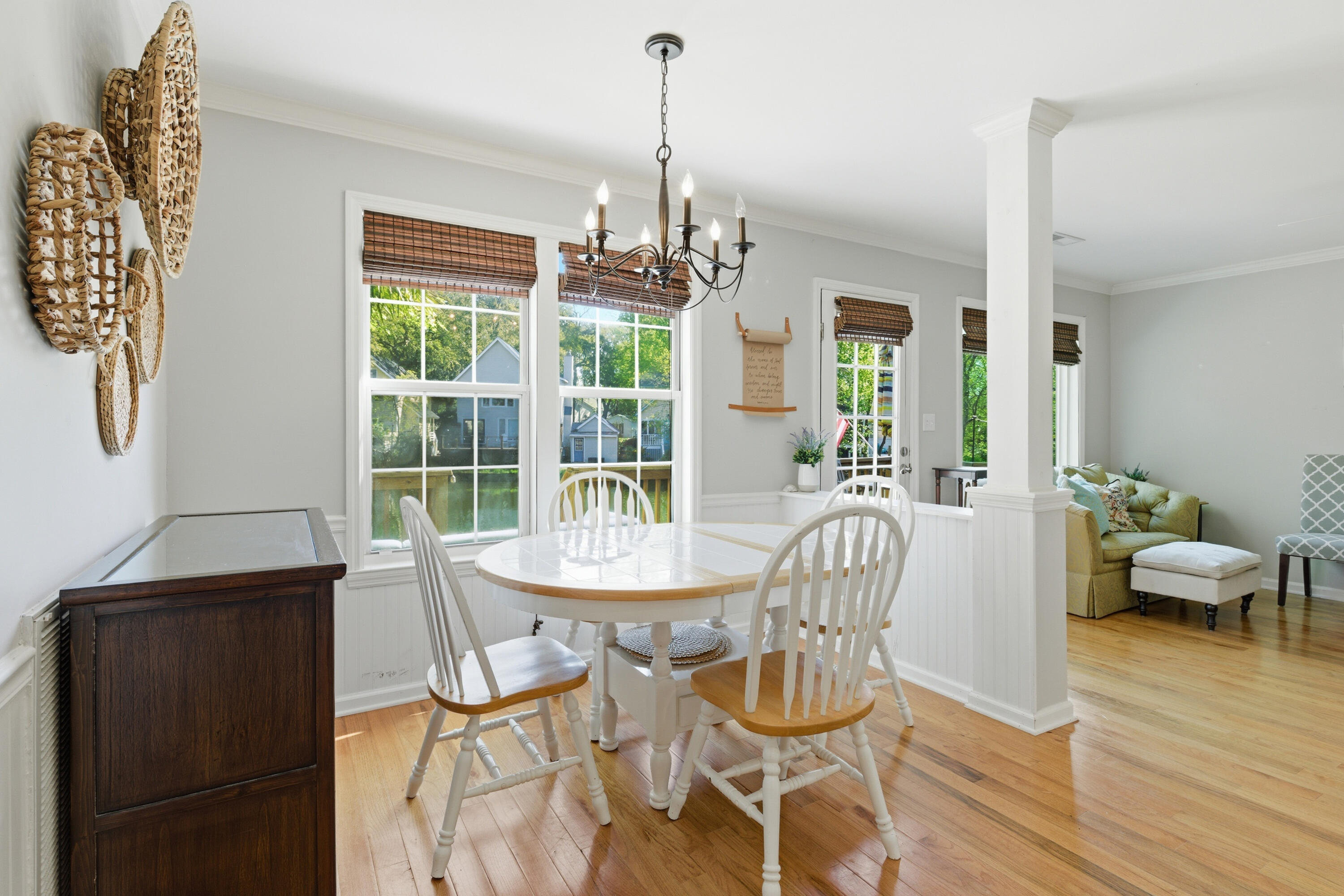 812 Harbor Place Drive