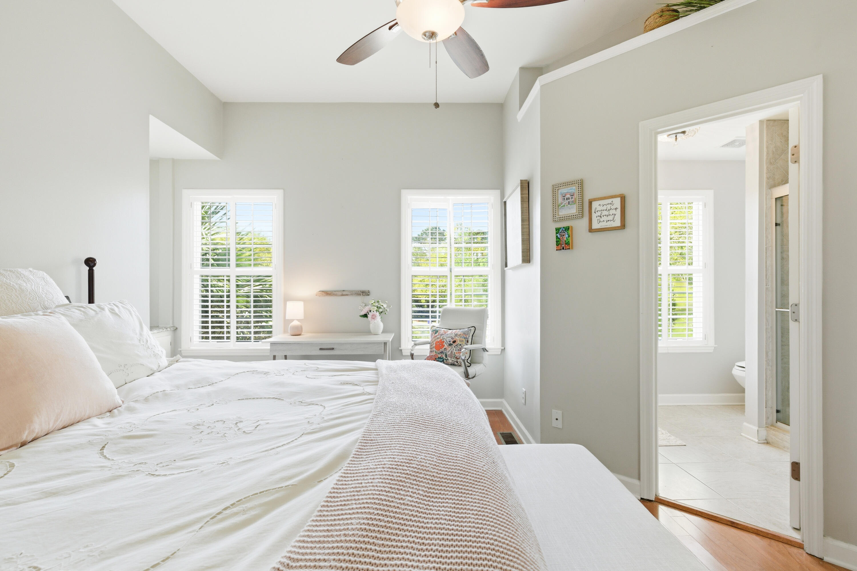 812 Harbor Place Drive