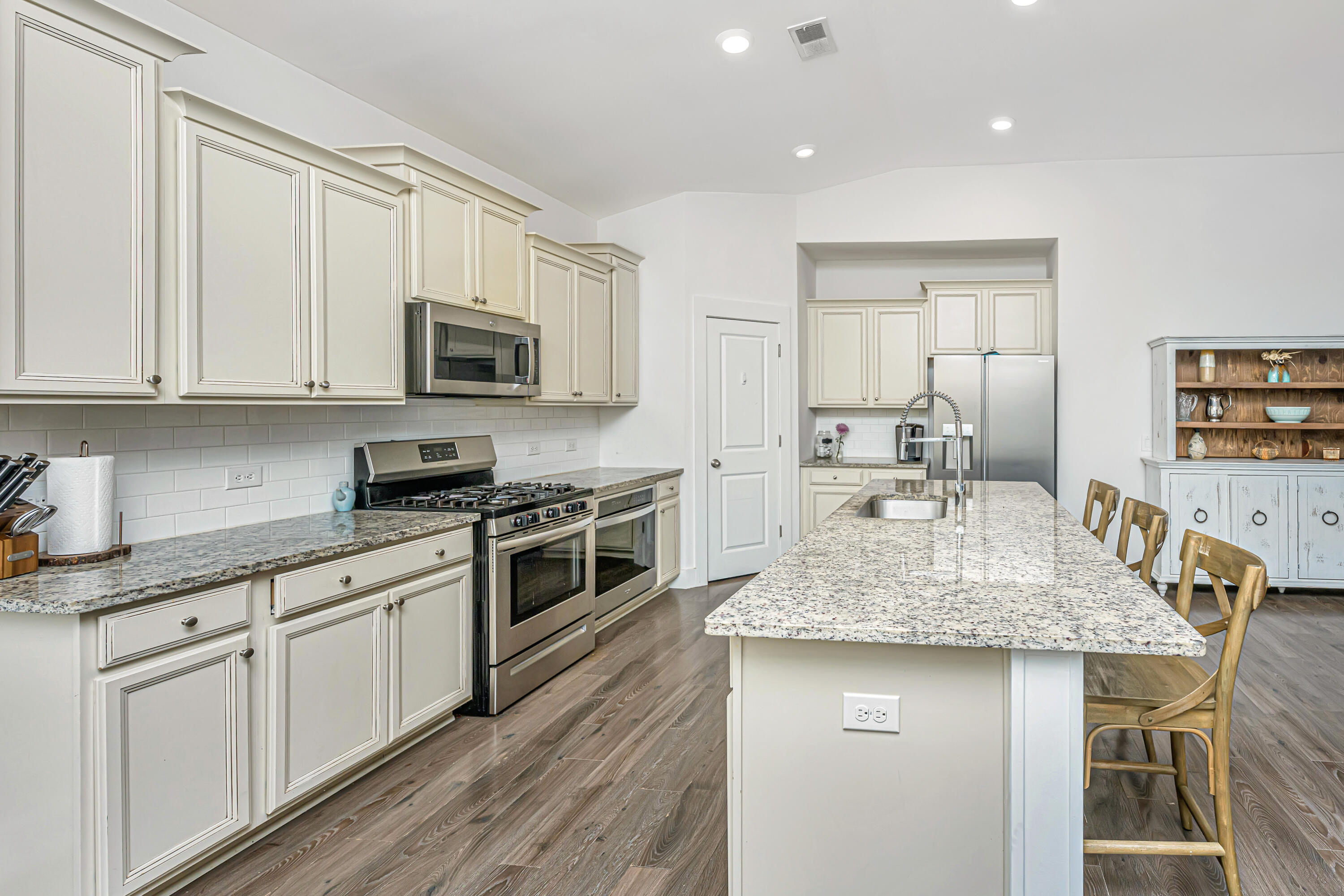 6030 Rainbow Trout Drive