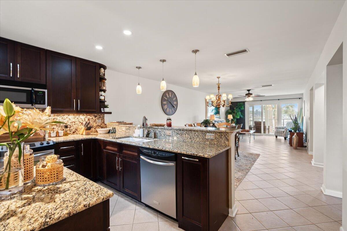 76 Mariners Cay Drive
