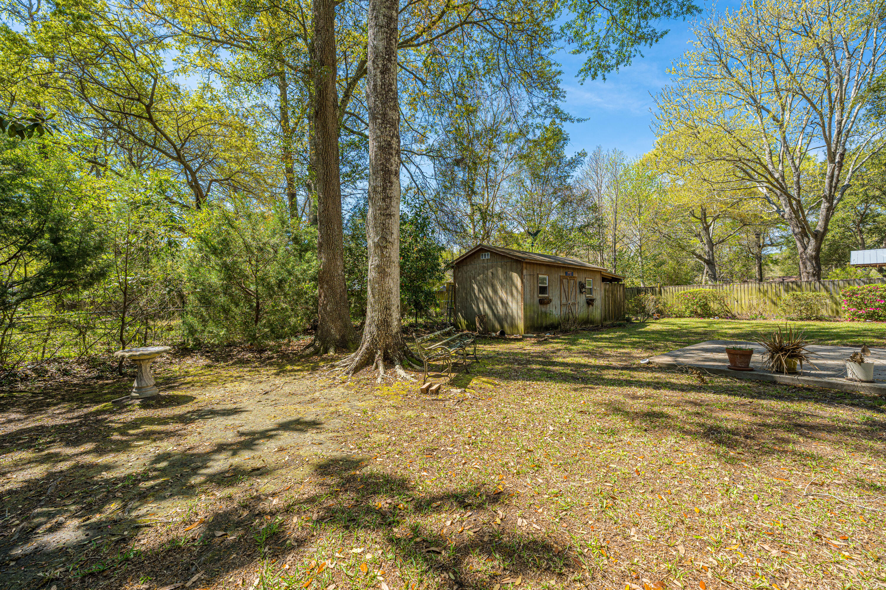 1519 Kentwood Circle