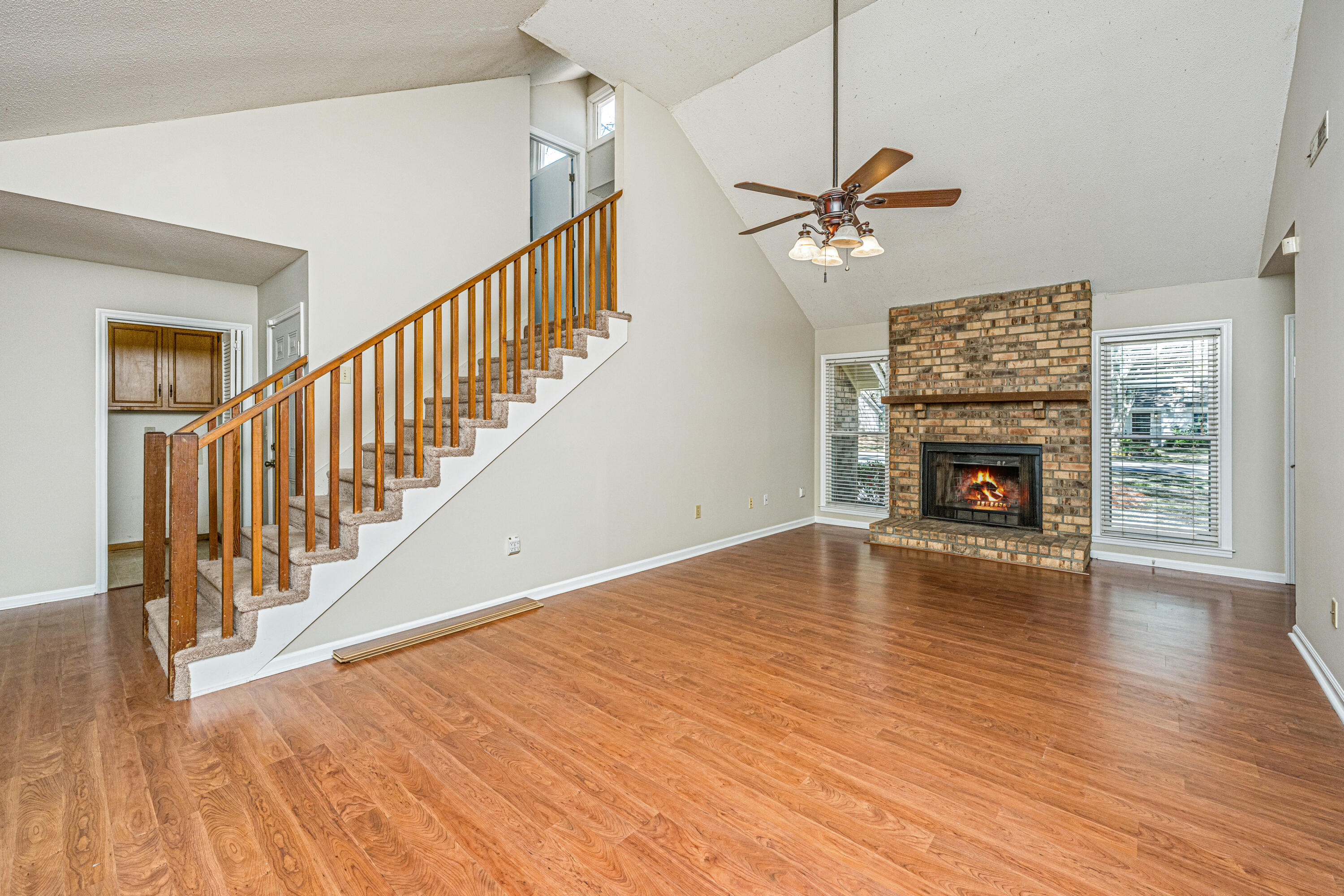 1519 Kentwood Circle