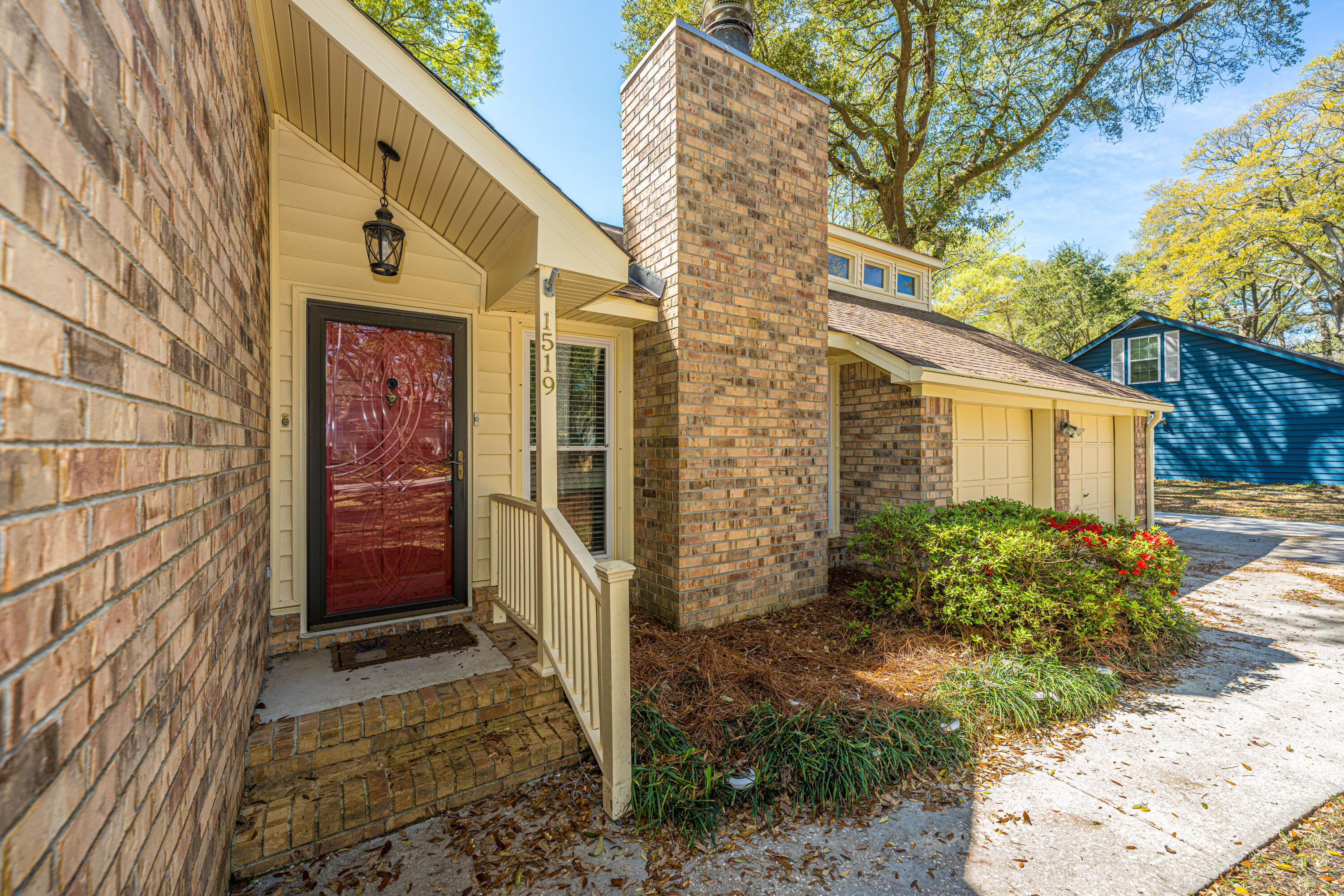 1519 Kentwood Circle