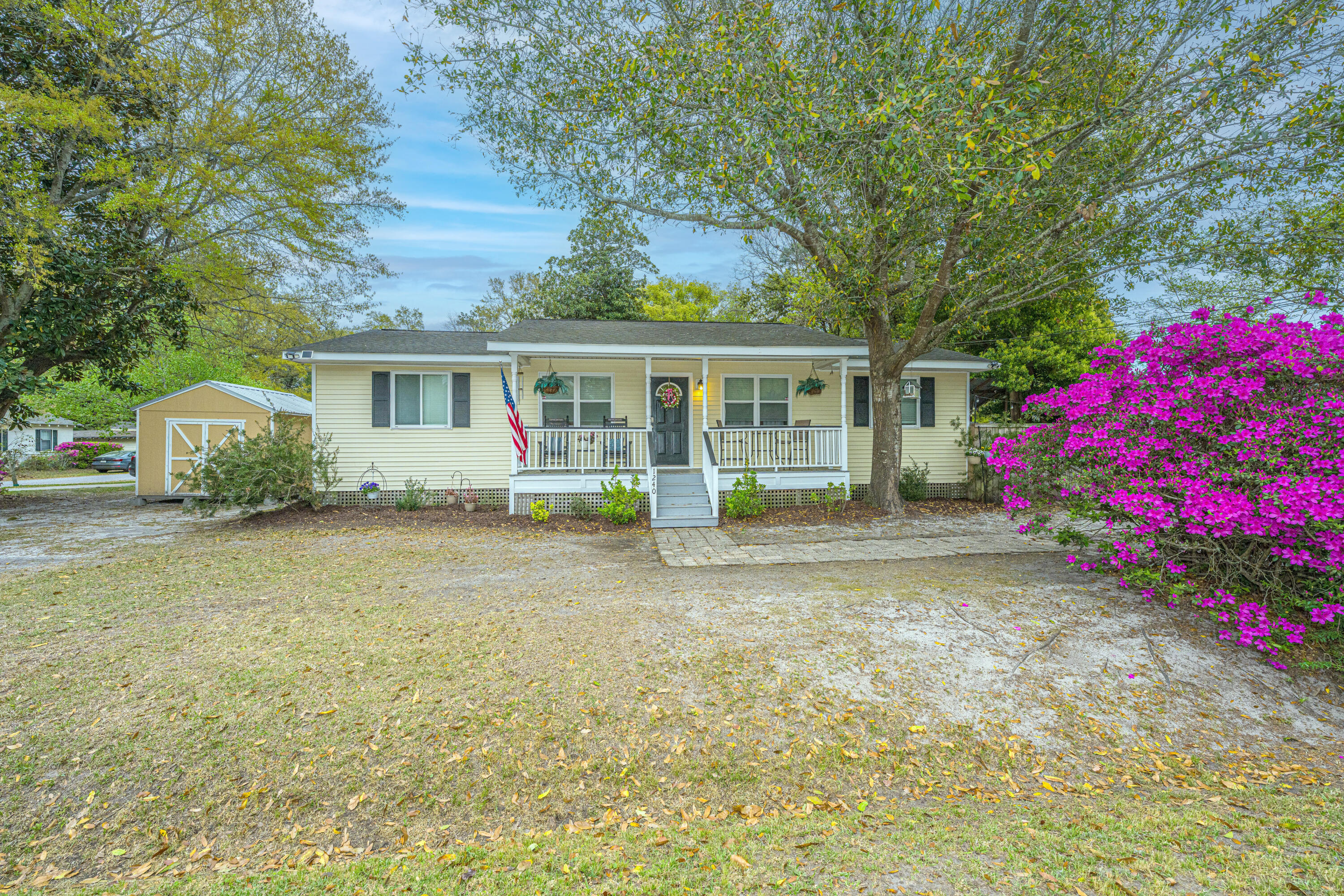 1240 Camelia Road