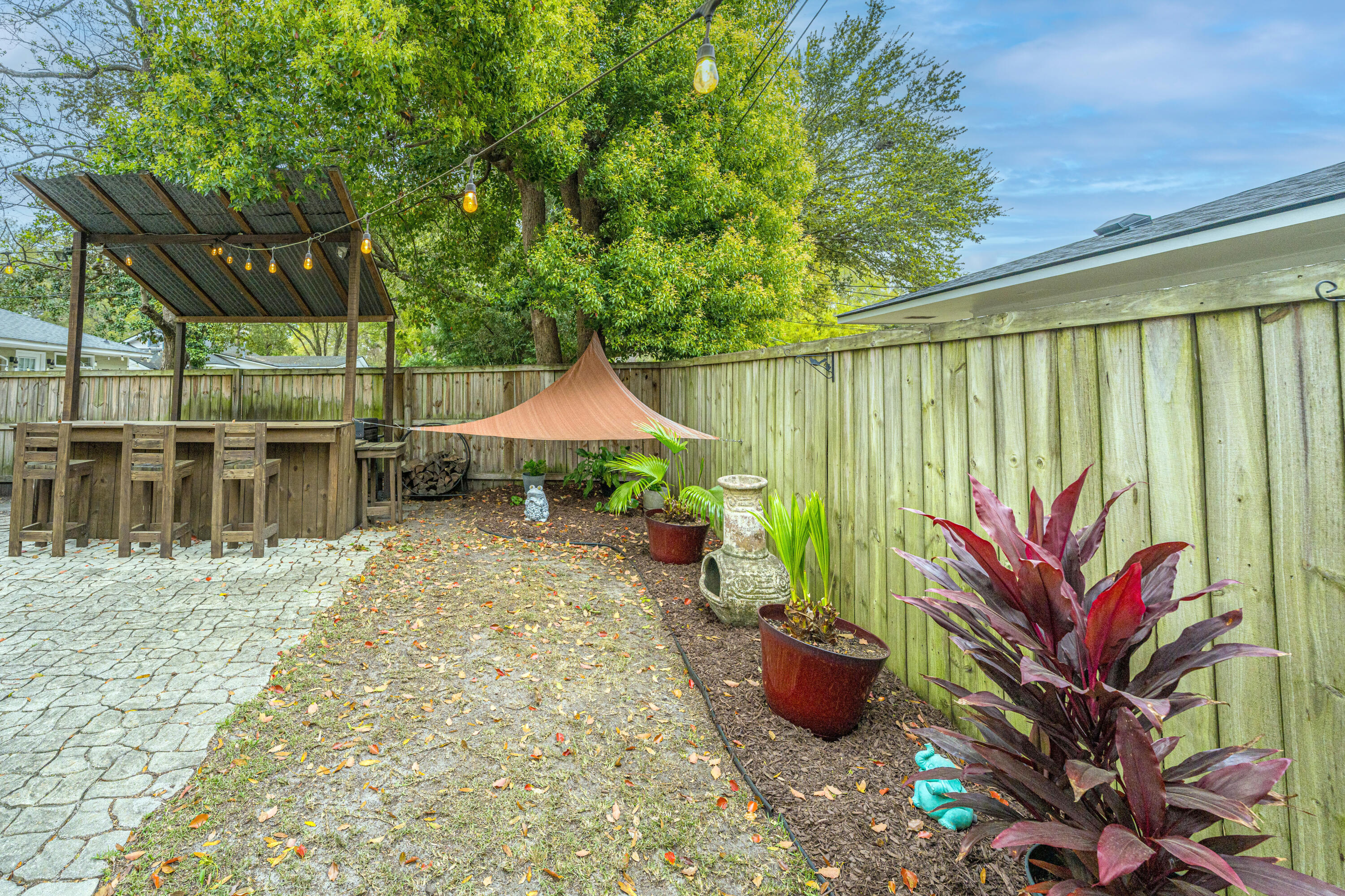1240 Camelia Road