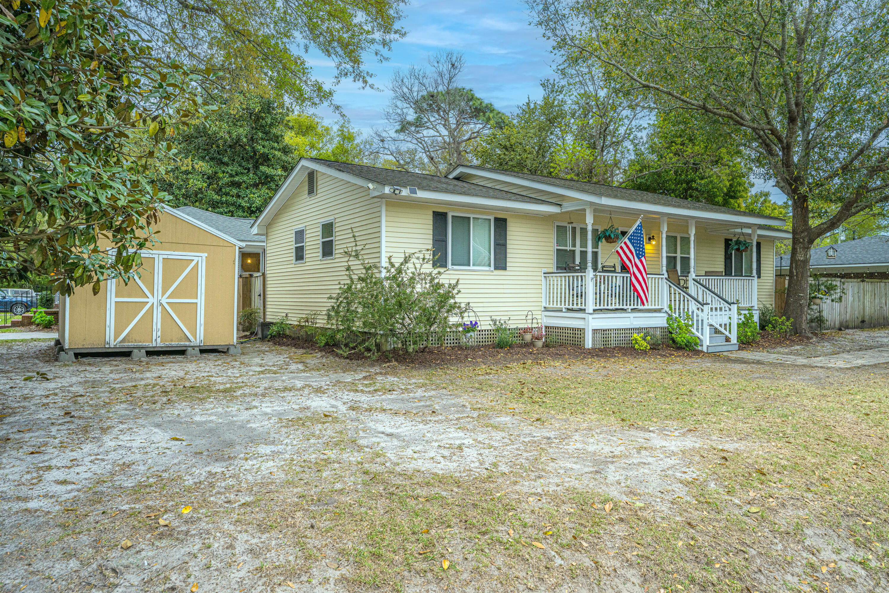 1240 Camelia Road
