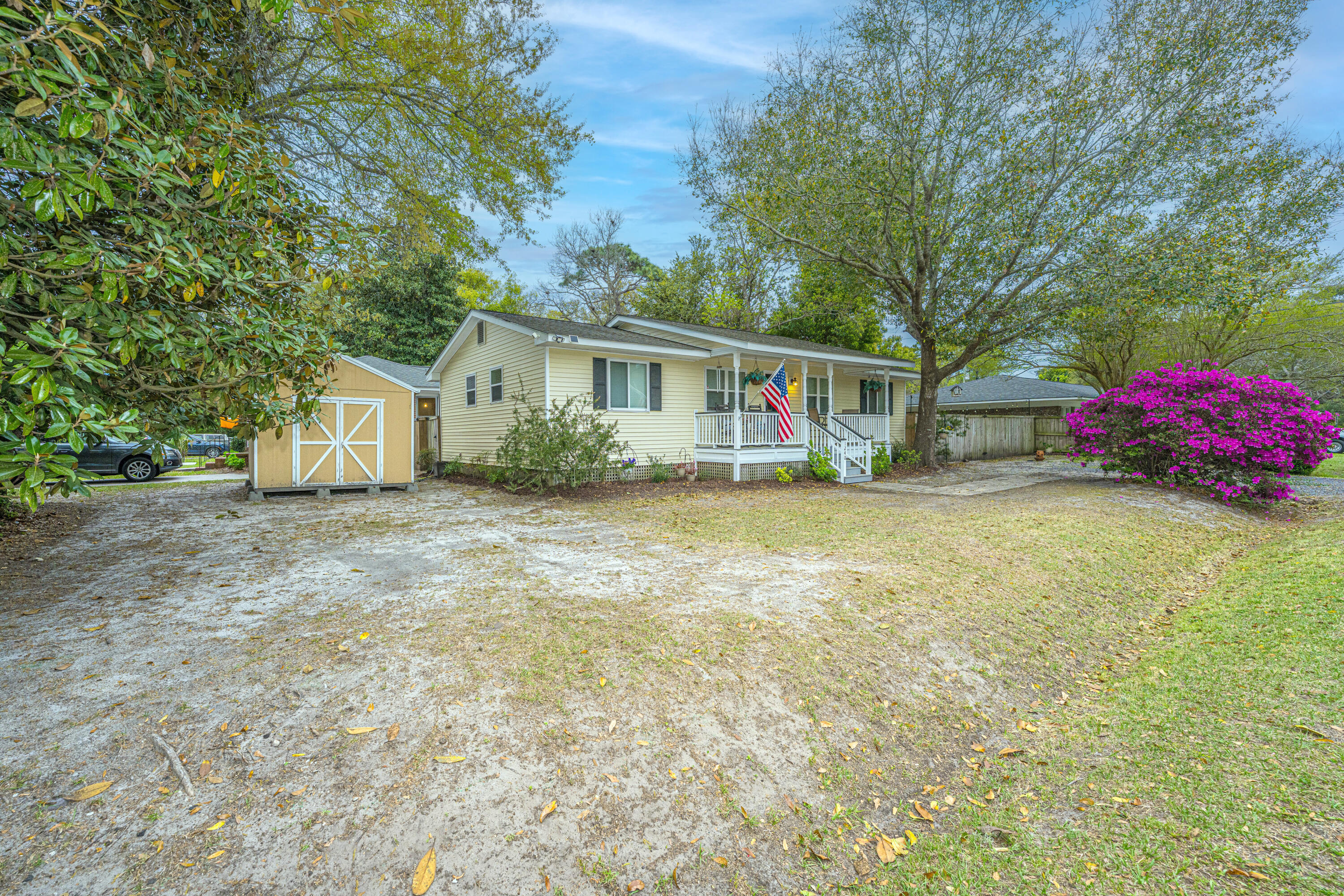 1240 Camelia Road