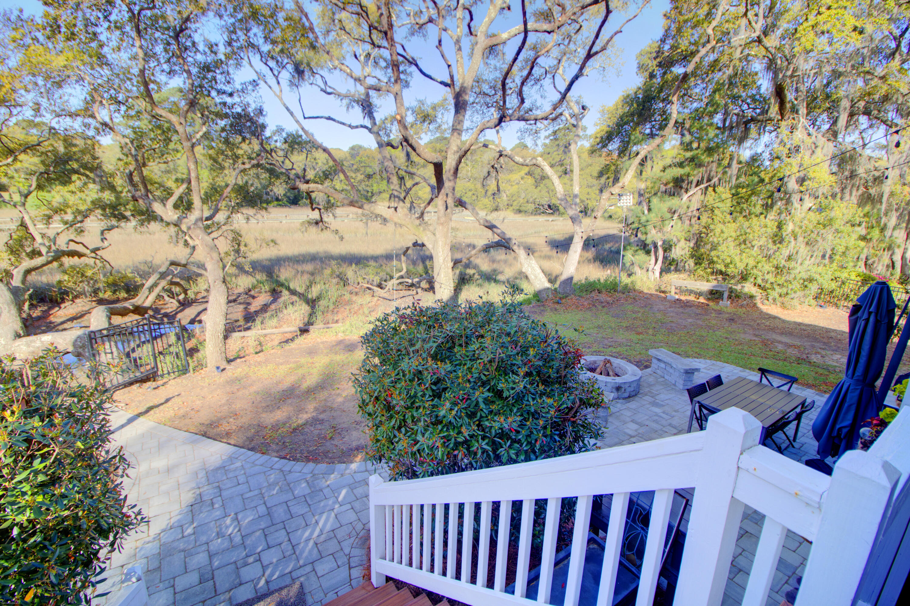 887 Parrot Creek Way