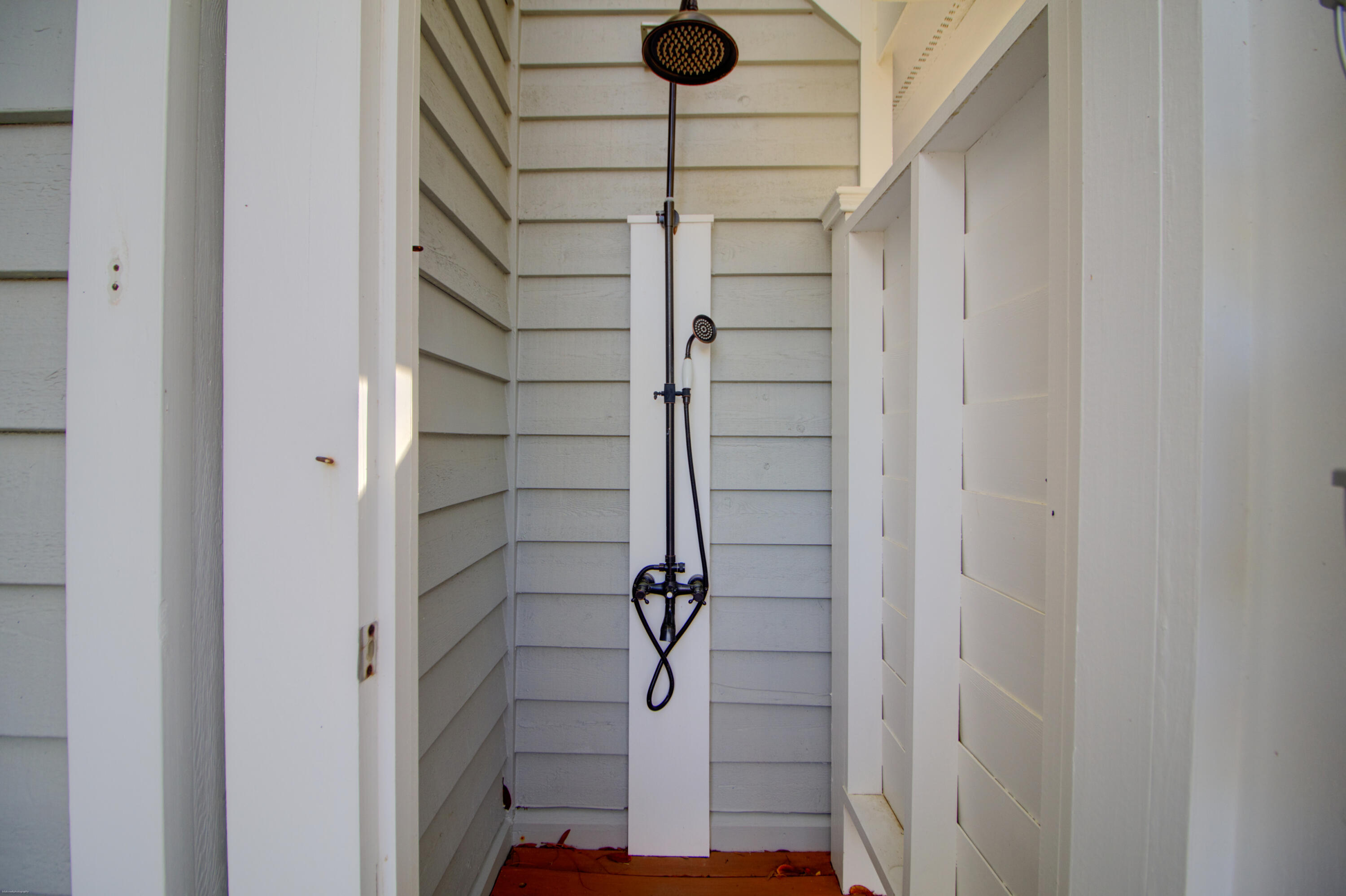 887 Parrot Creek Way