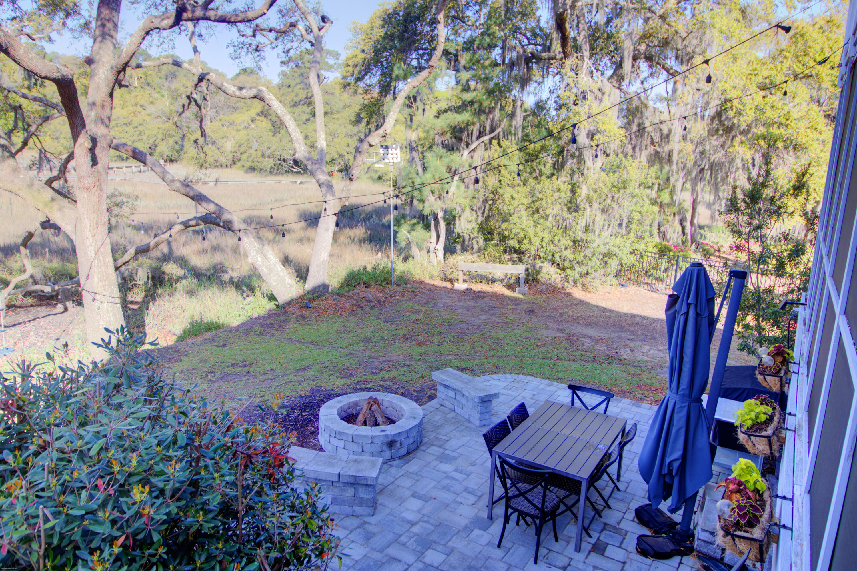 887 Parrot Creek Way