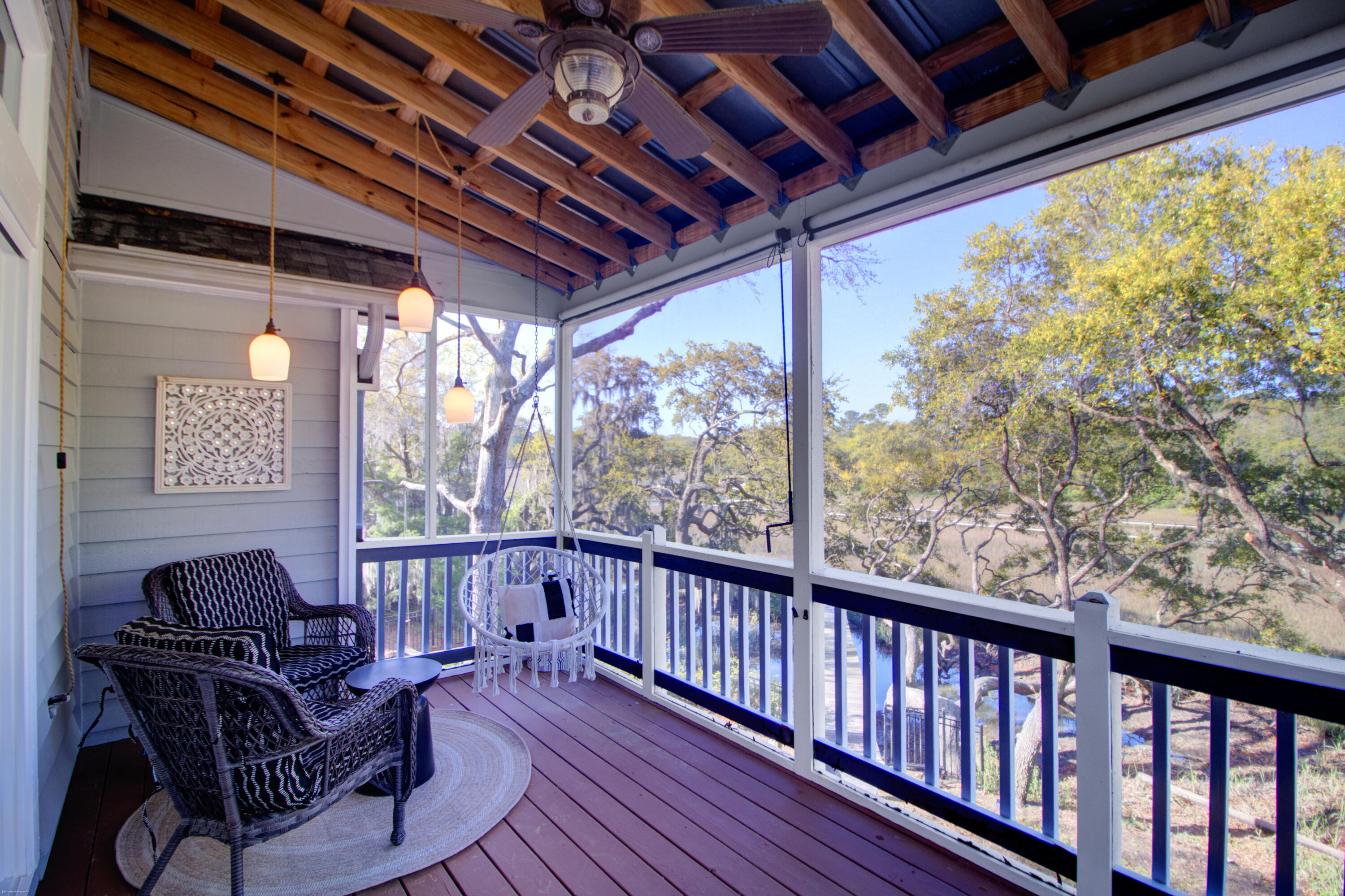 887 Parrot Creek Way