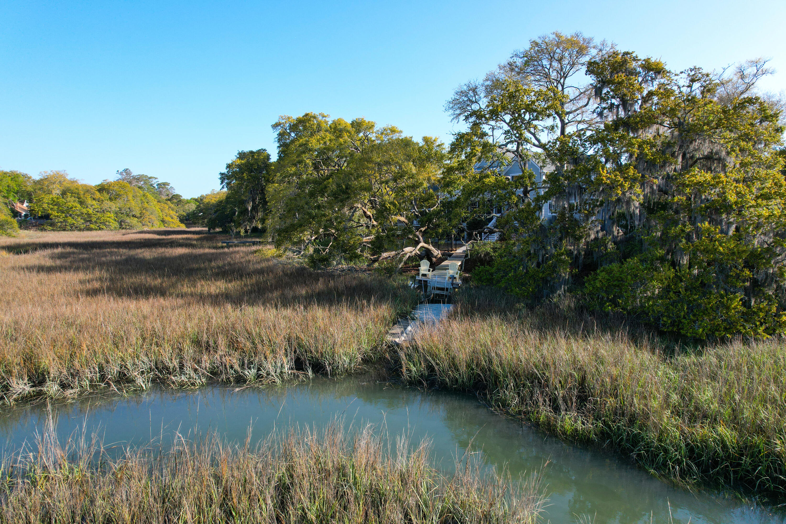 887 Parrot Creek Way