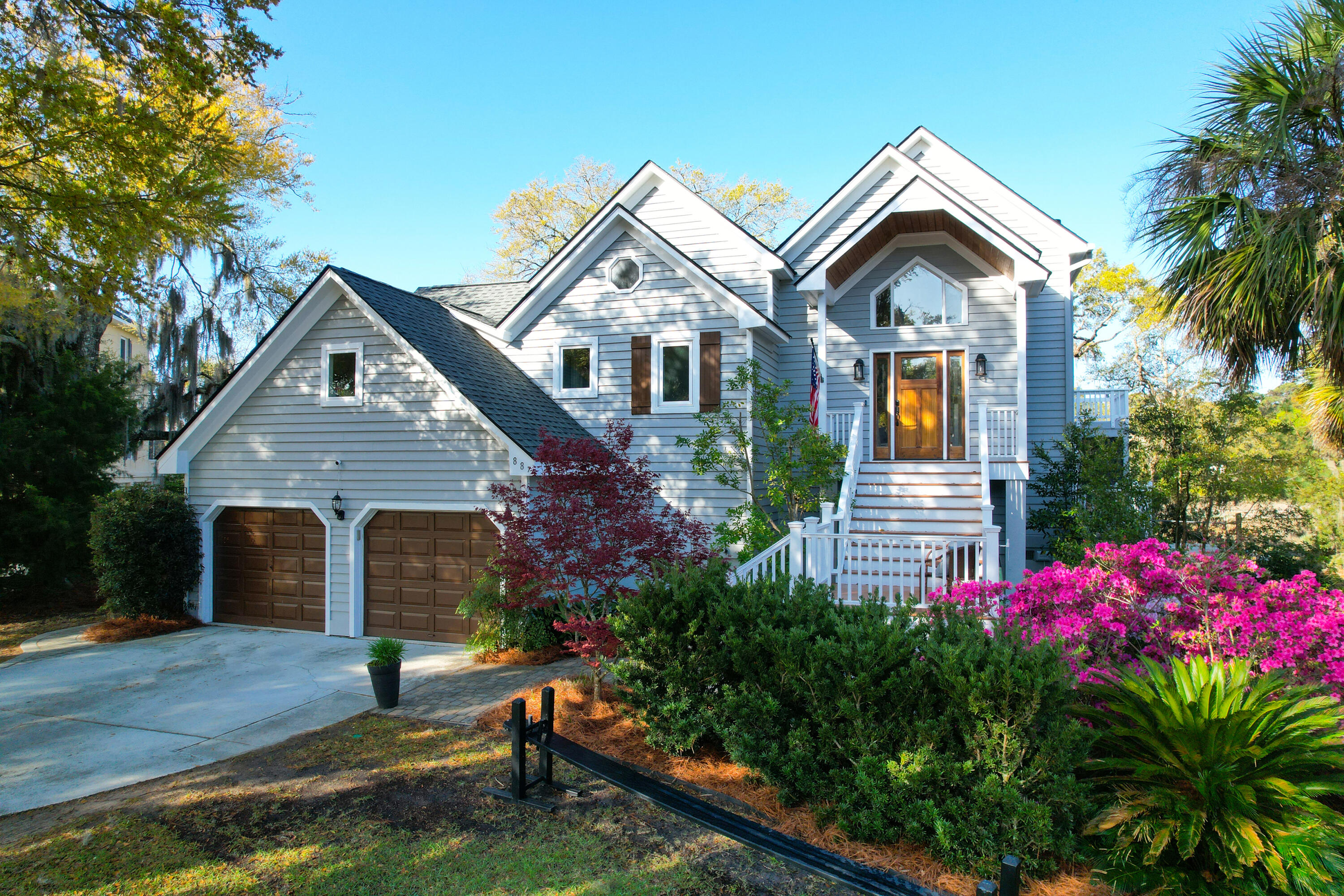 887 Parrot Creek Way