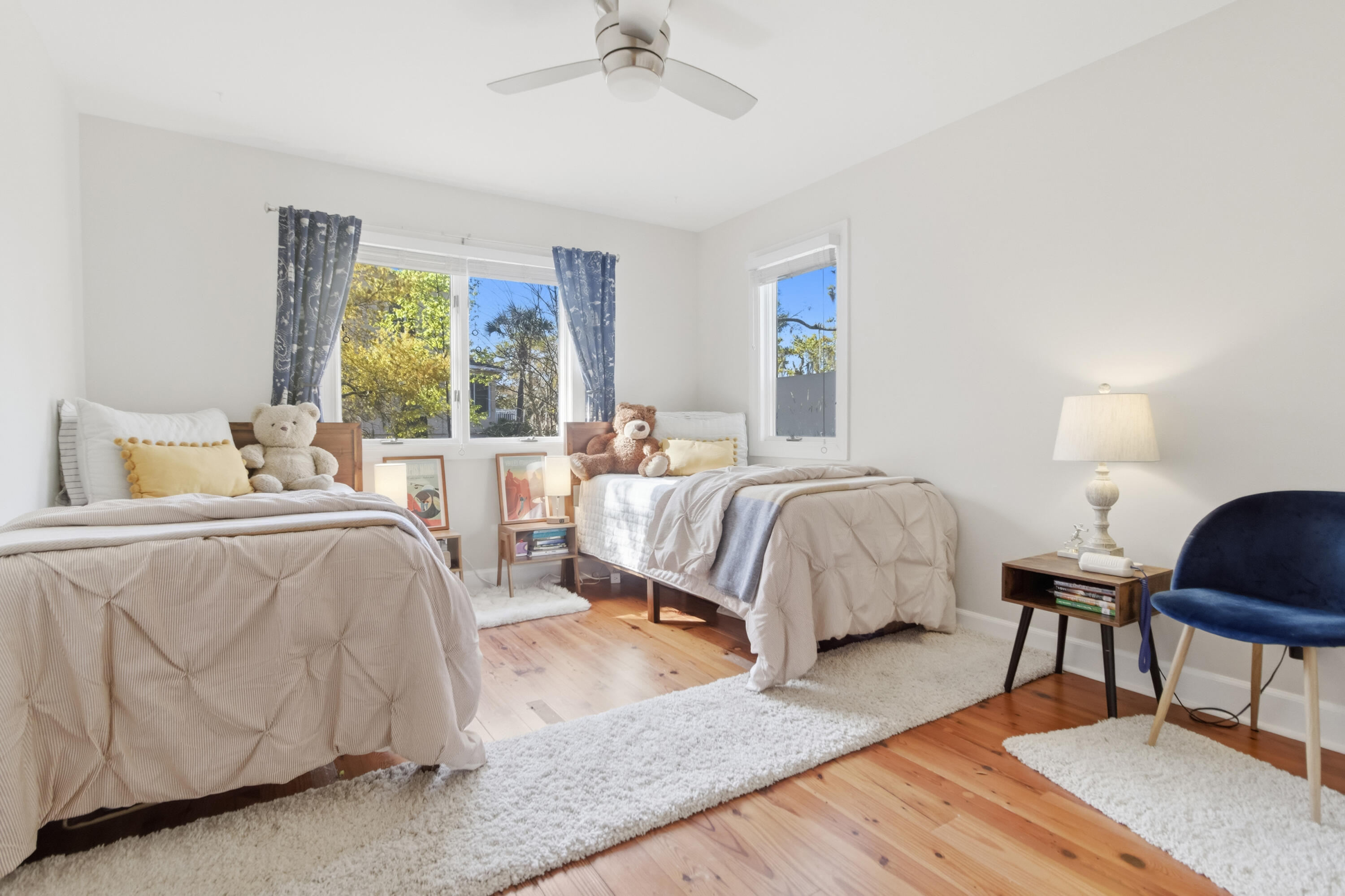 887 Parrot Creek Way