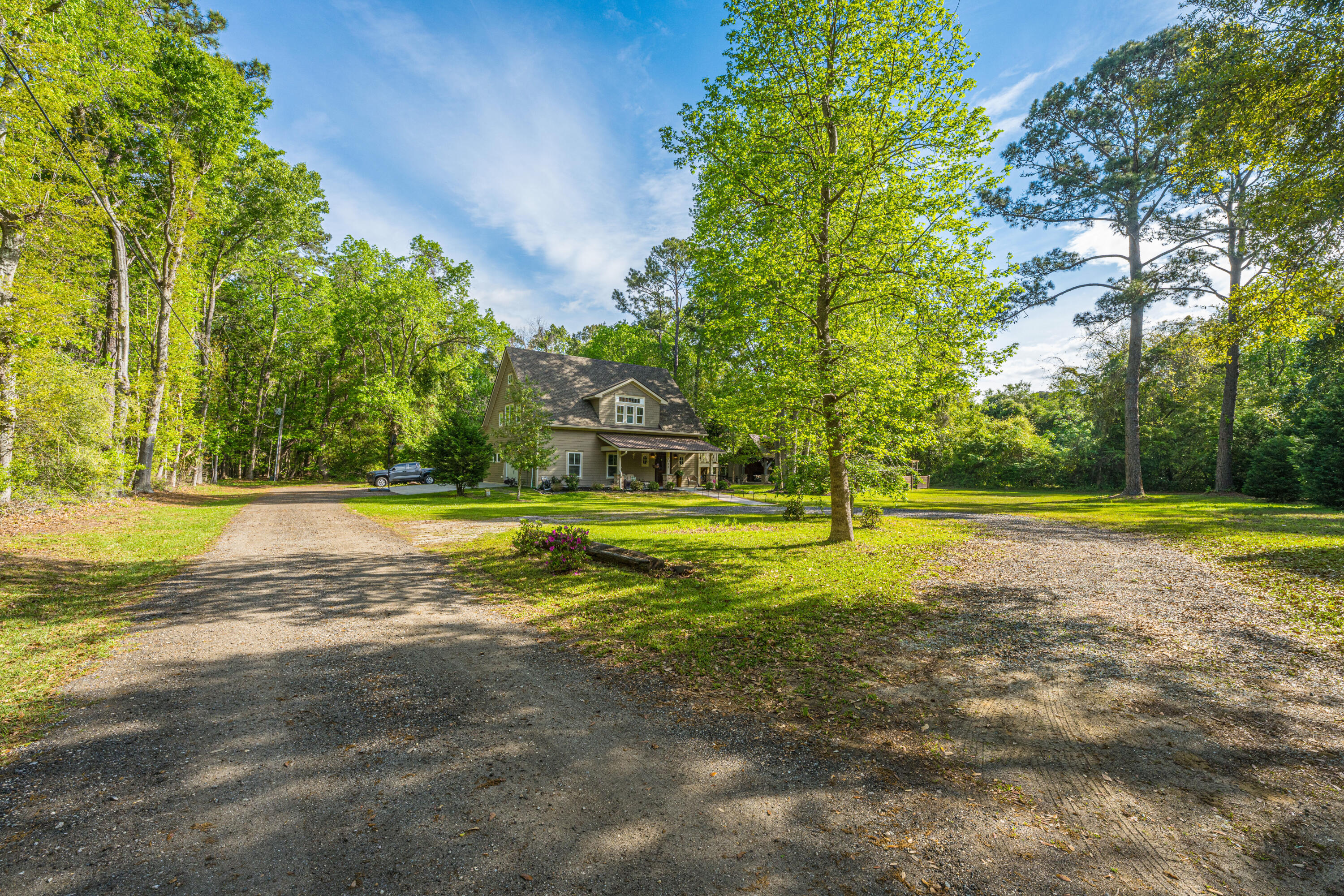 7011 Crest Court