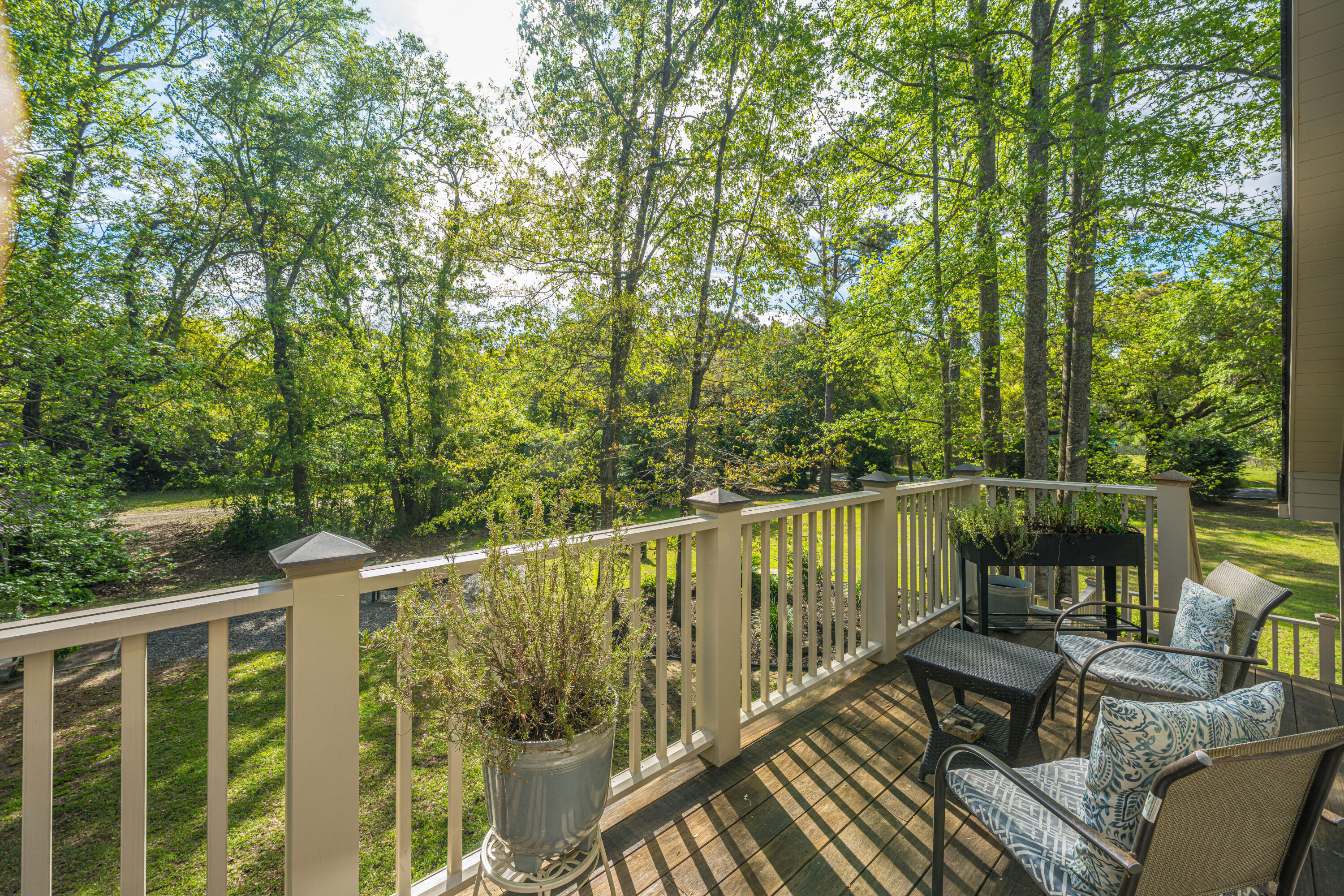 7011 Crest Court