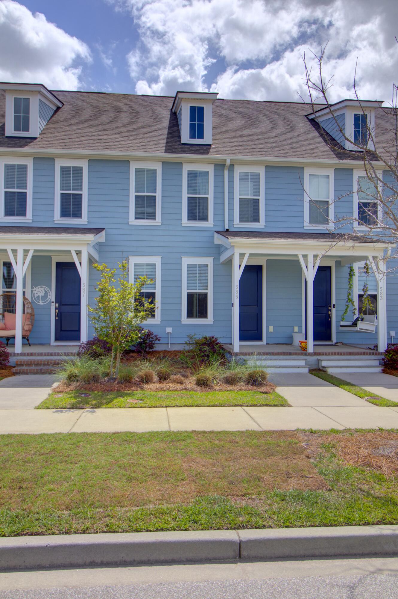585 Blueway Avenue