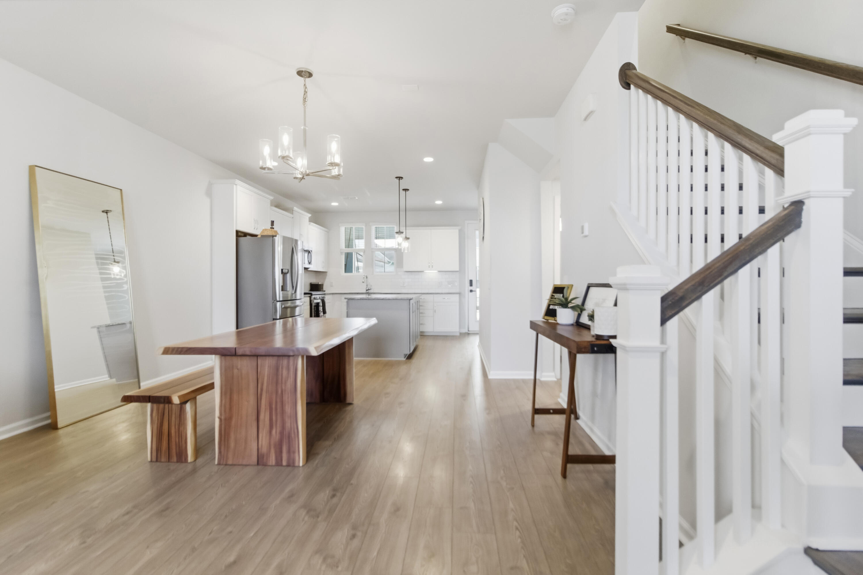585 Blueway Avenue