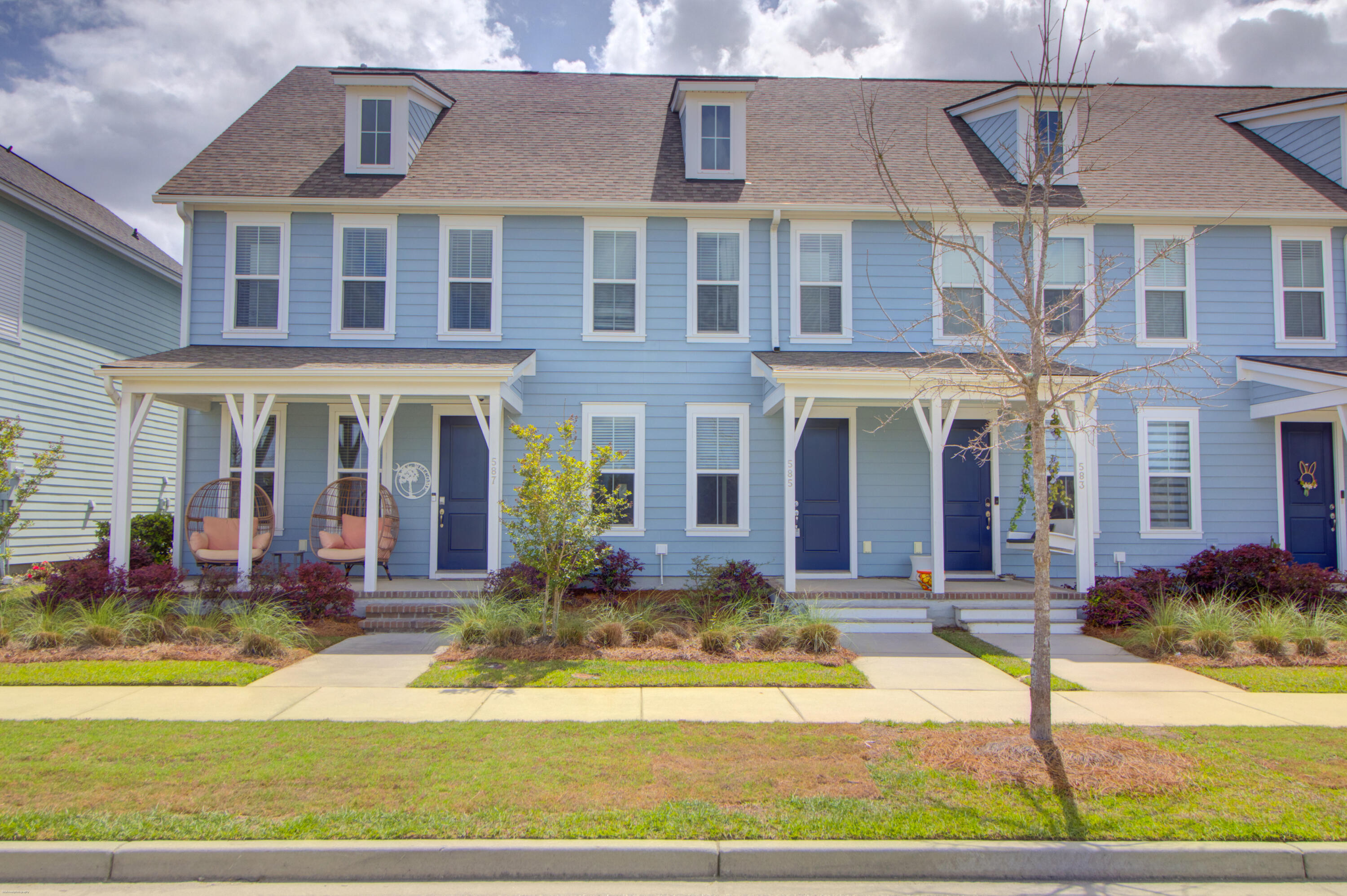 585 Blueway Avenue