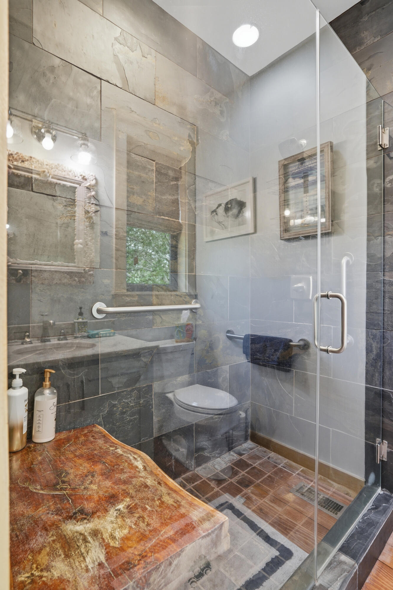 1692 Wharf Ferry Road