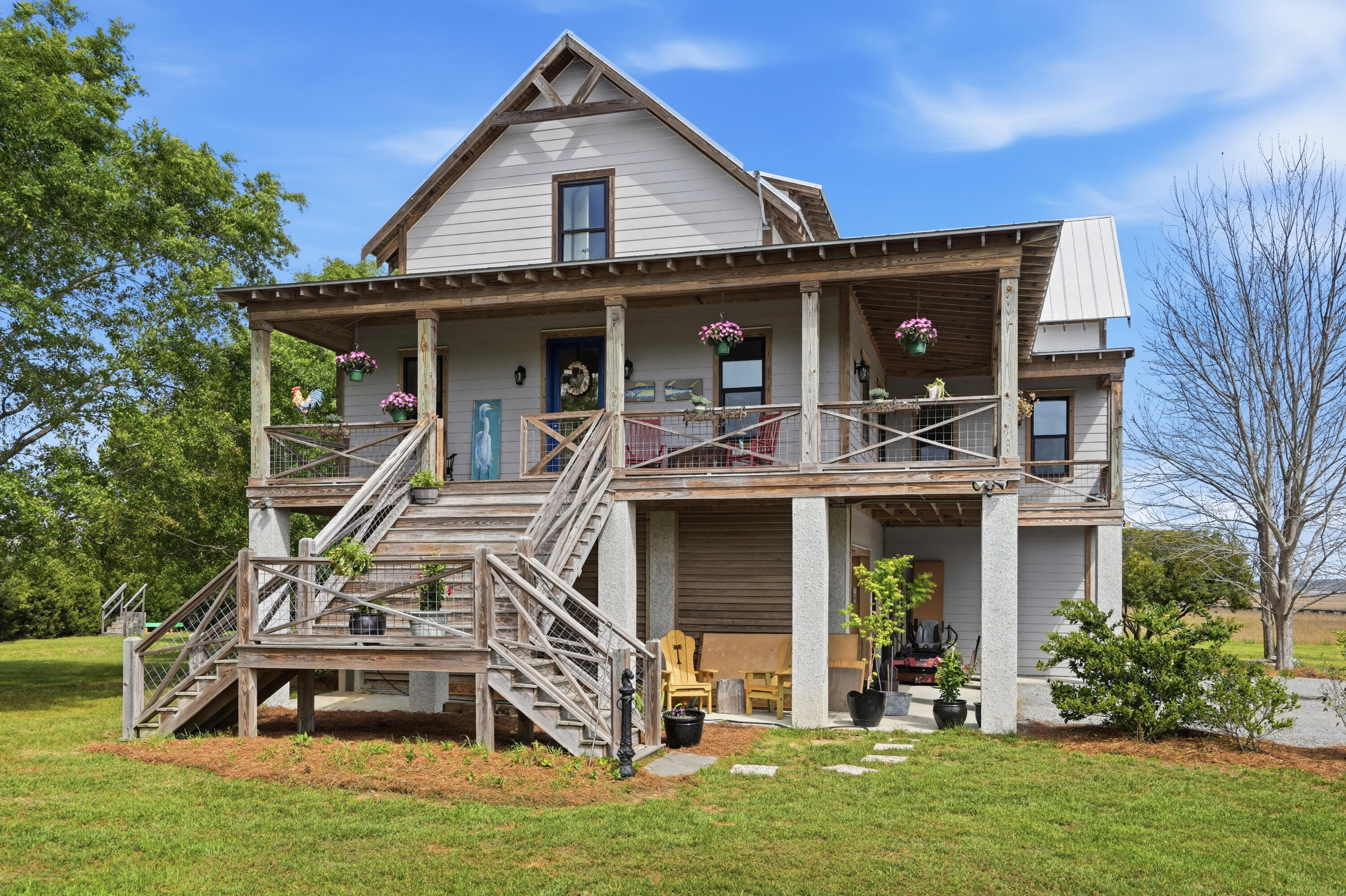 1692 Wharf Ferry Road