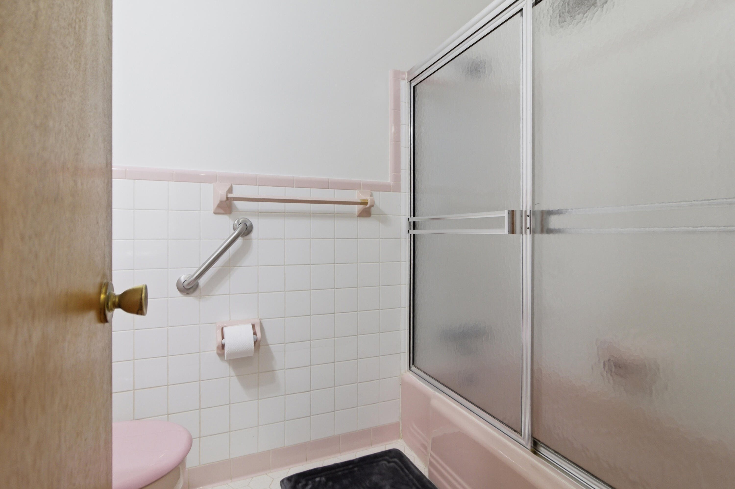 1084 Honeysuckle Lane