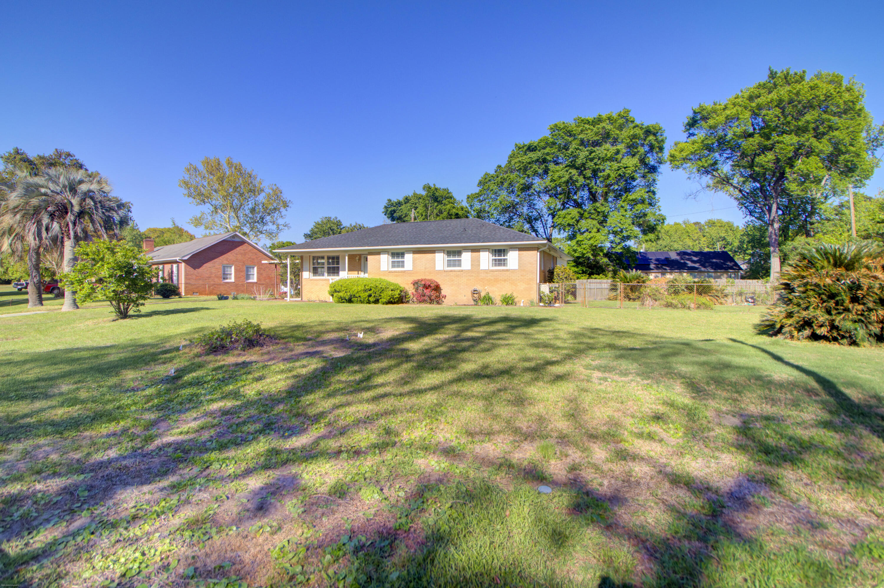 1084 Honeysuckle Lane