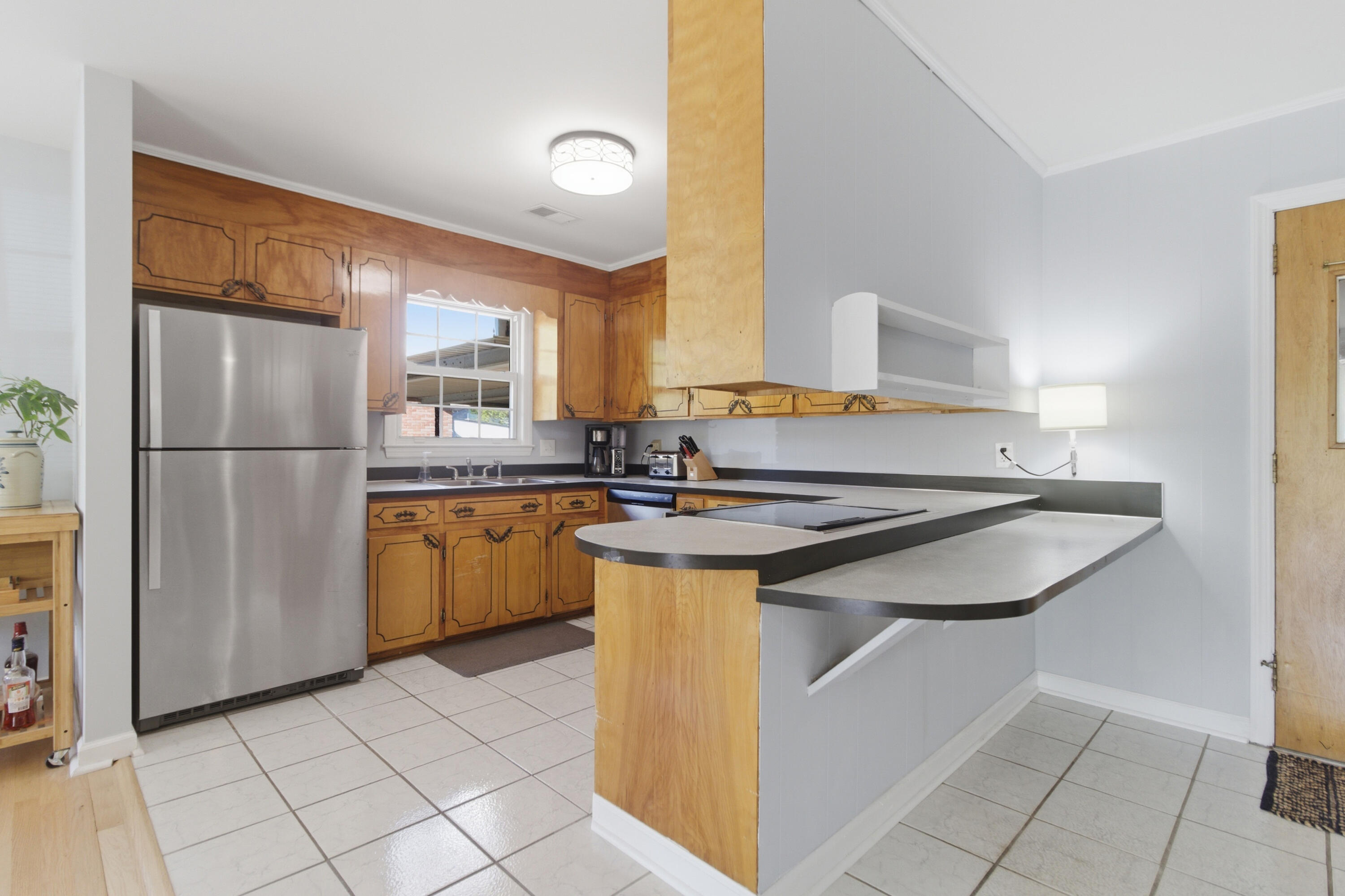 1084 Honeysuckle Lane