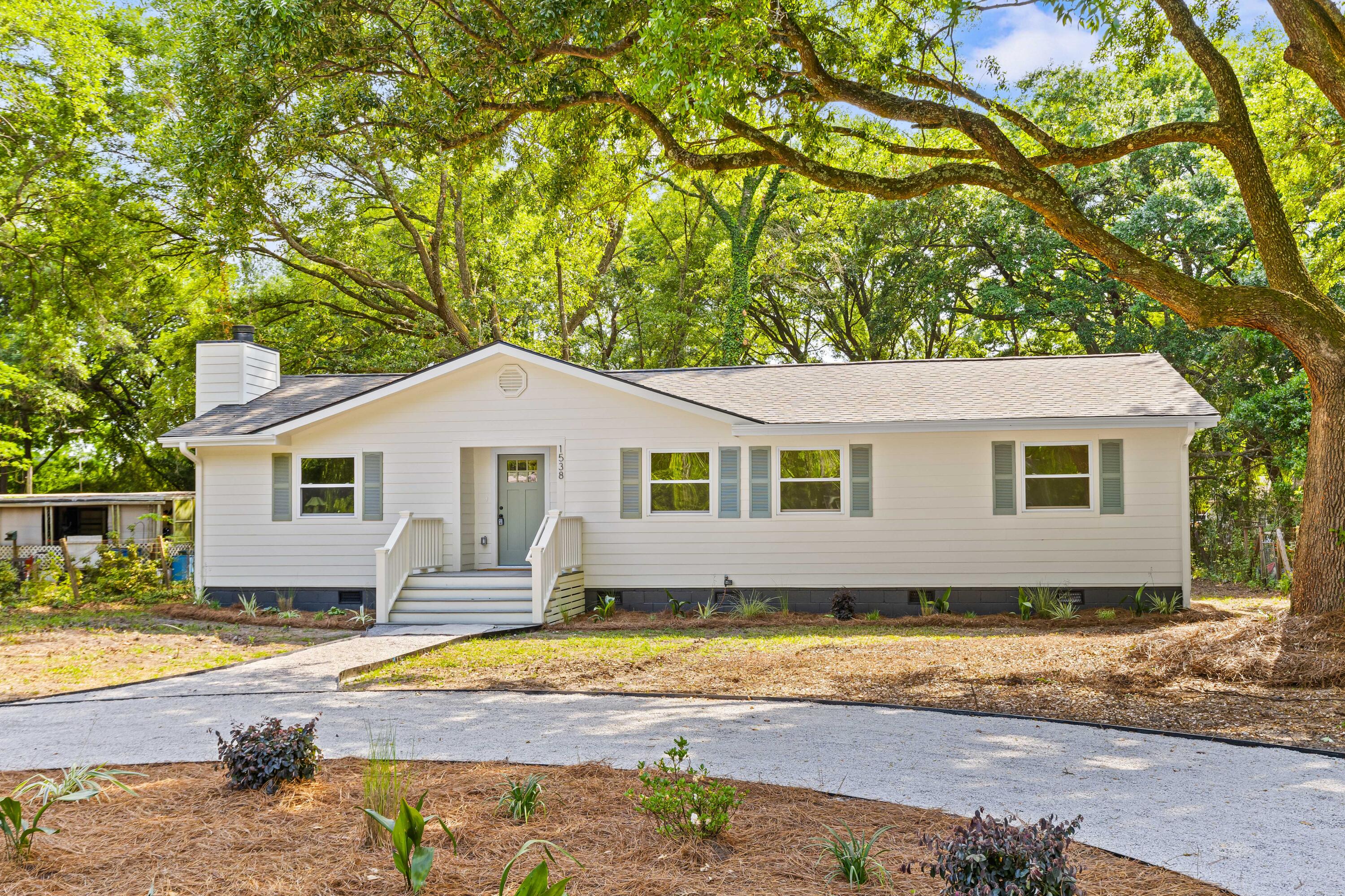 1538 Southwick Drive