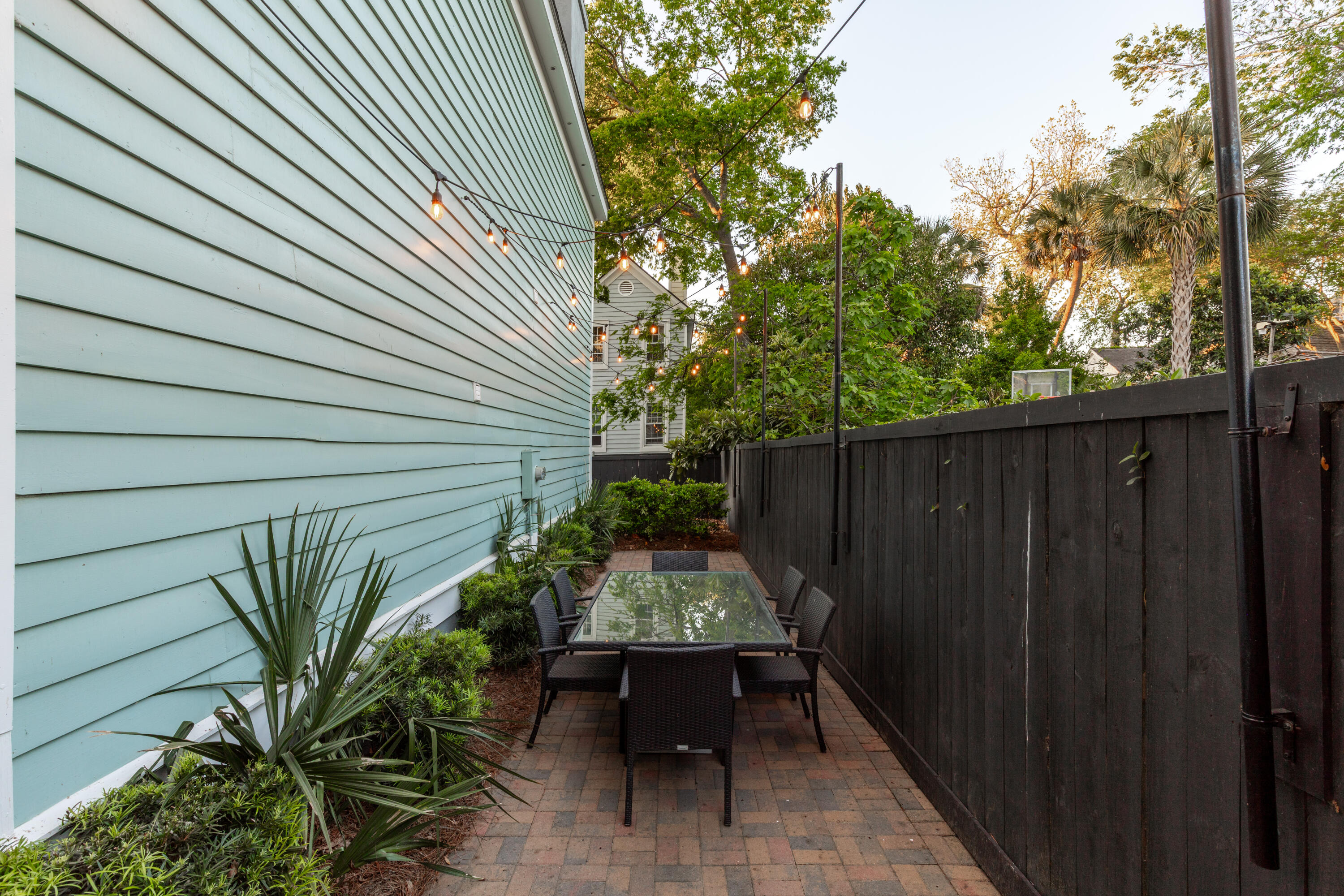 108 Smith Street Unit H Unit: Unit 108-H