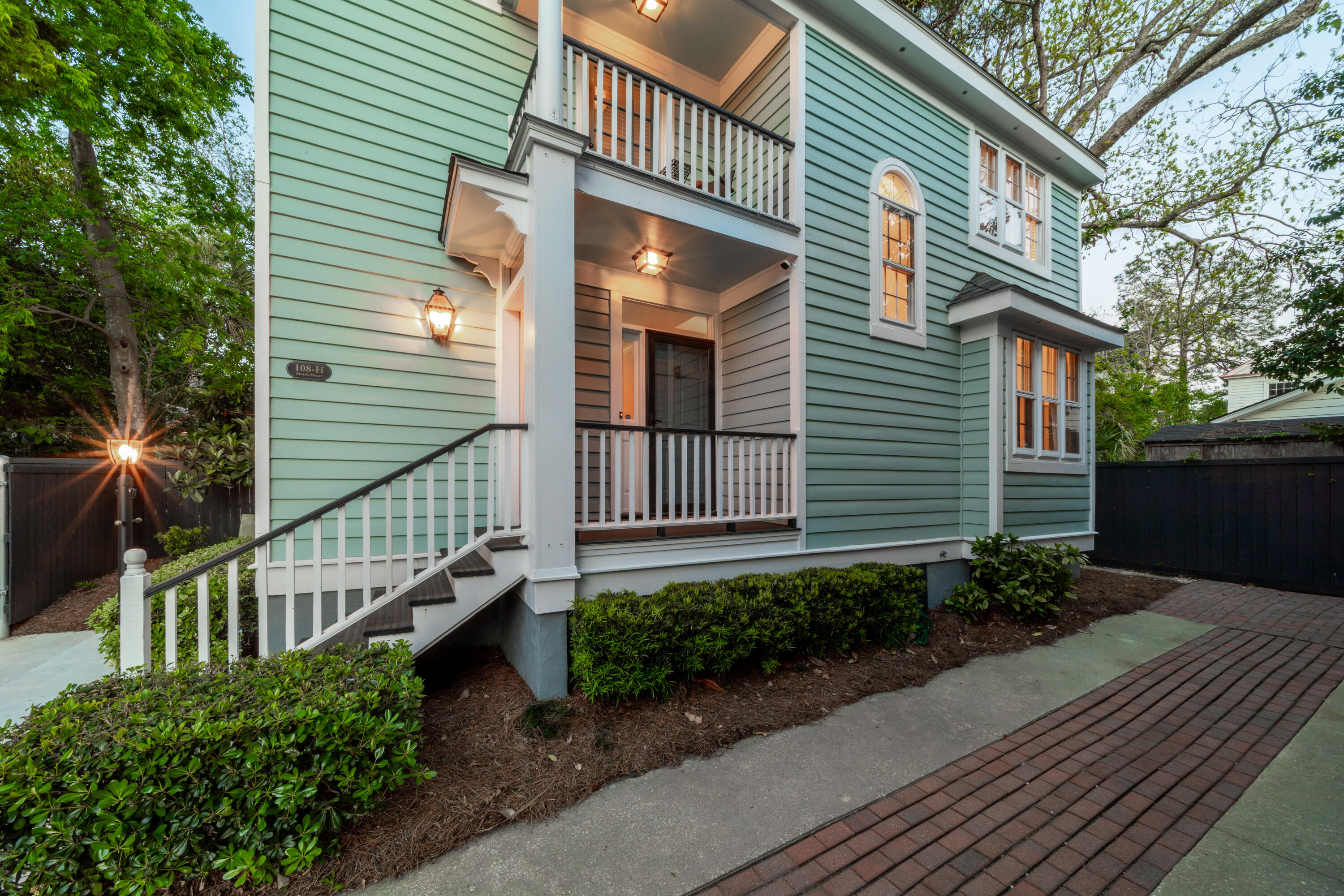 108 Smith Street Unit H Unit: Unit 108-H