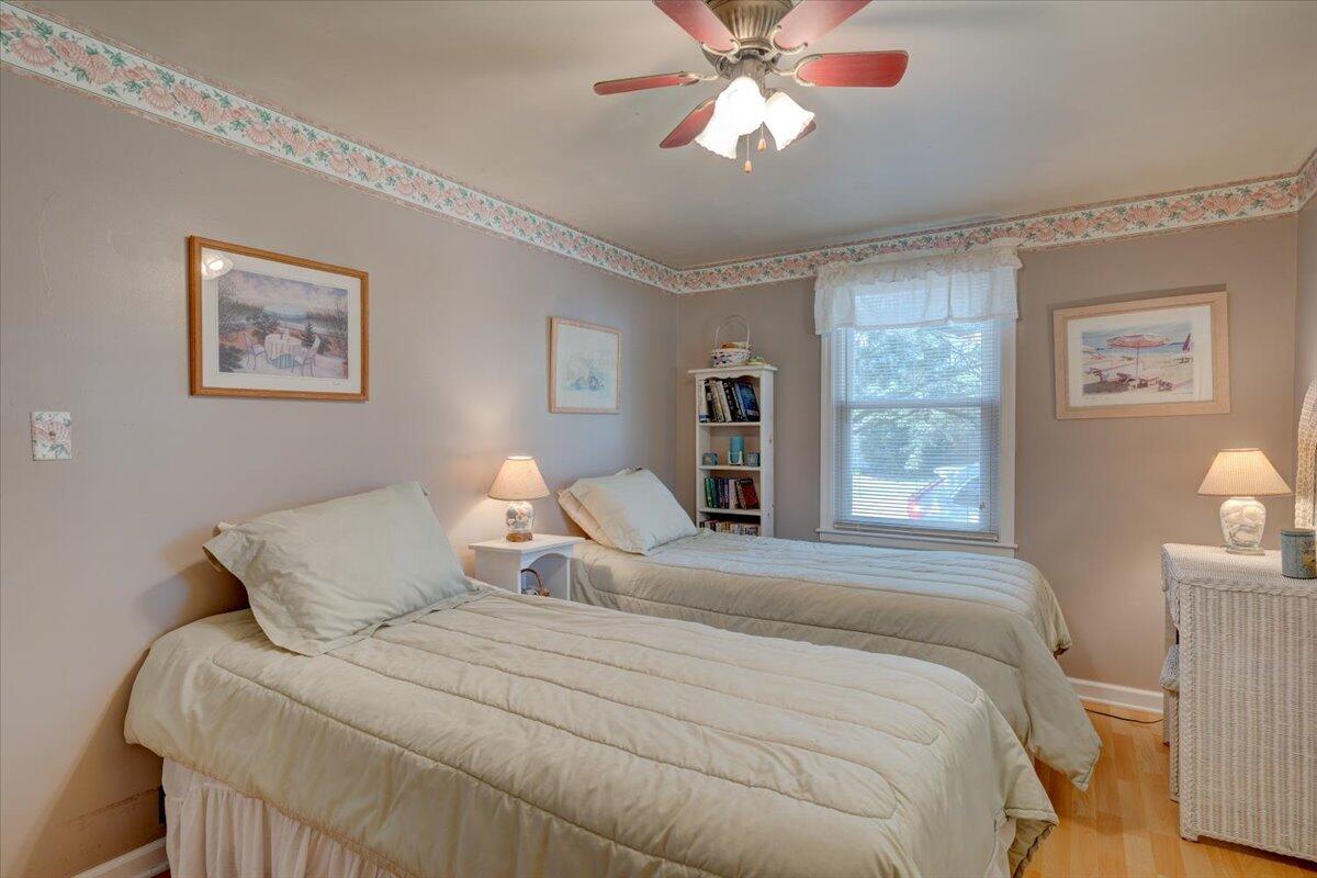 1302 E Ashley Avenue