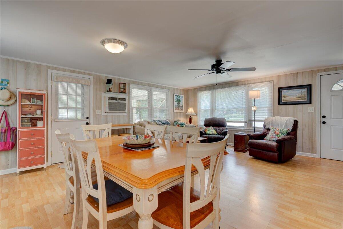 1302 E Ashley Avenue