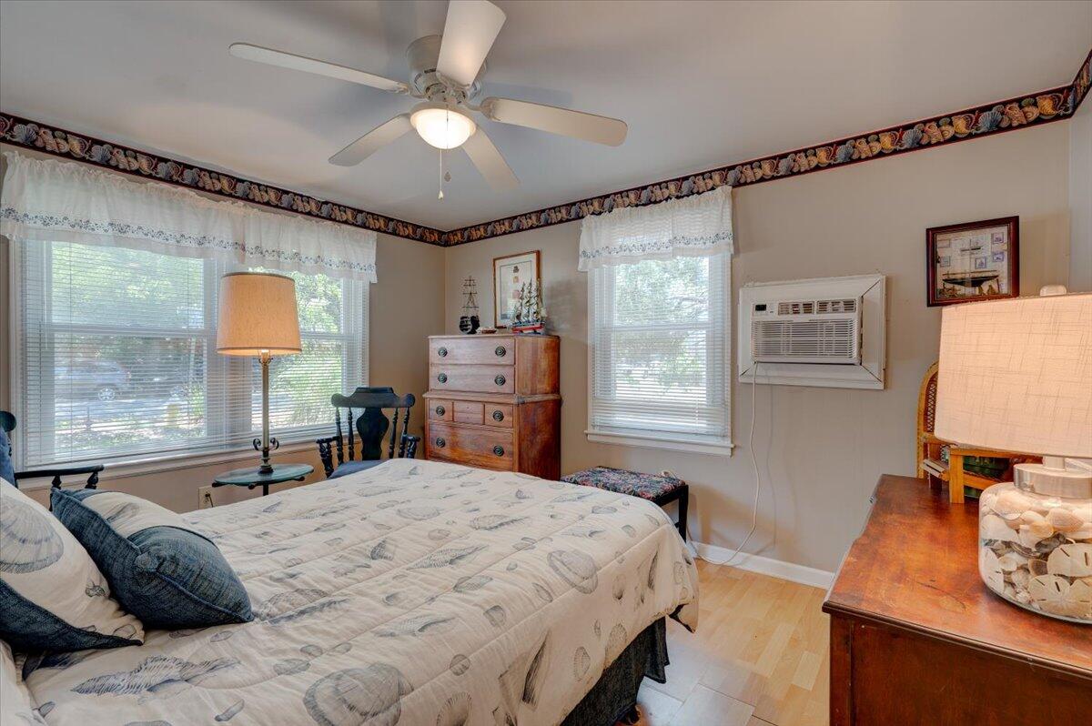 1302 E Ashley Avenue