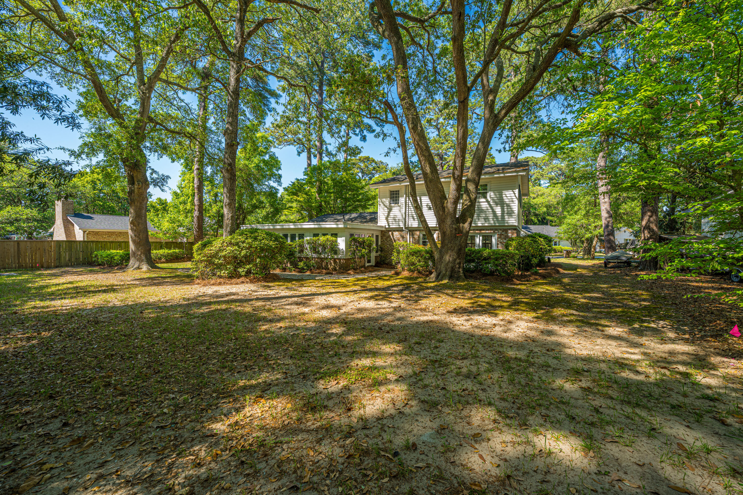 673 Highwood Circle