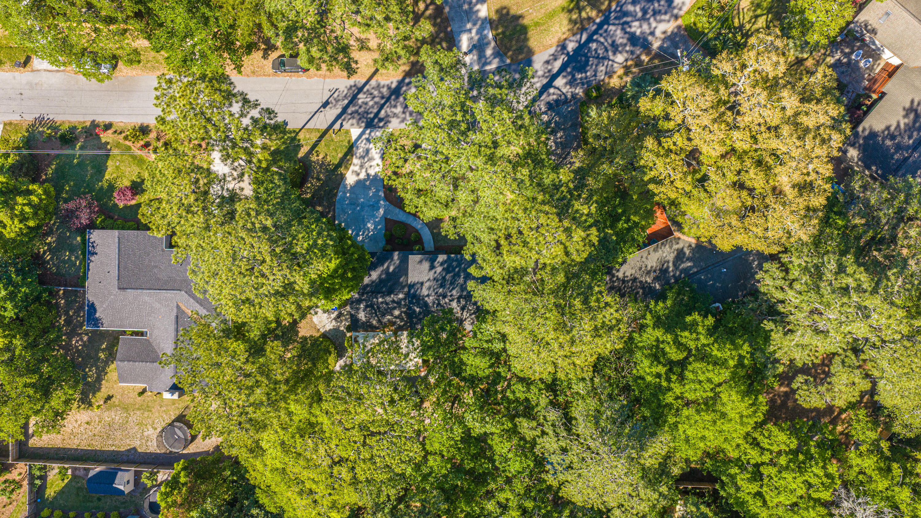 673 Highwood Circle